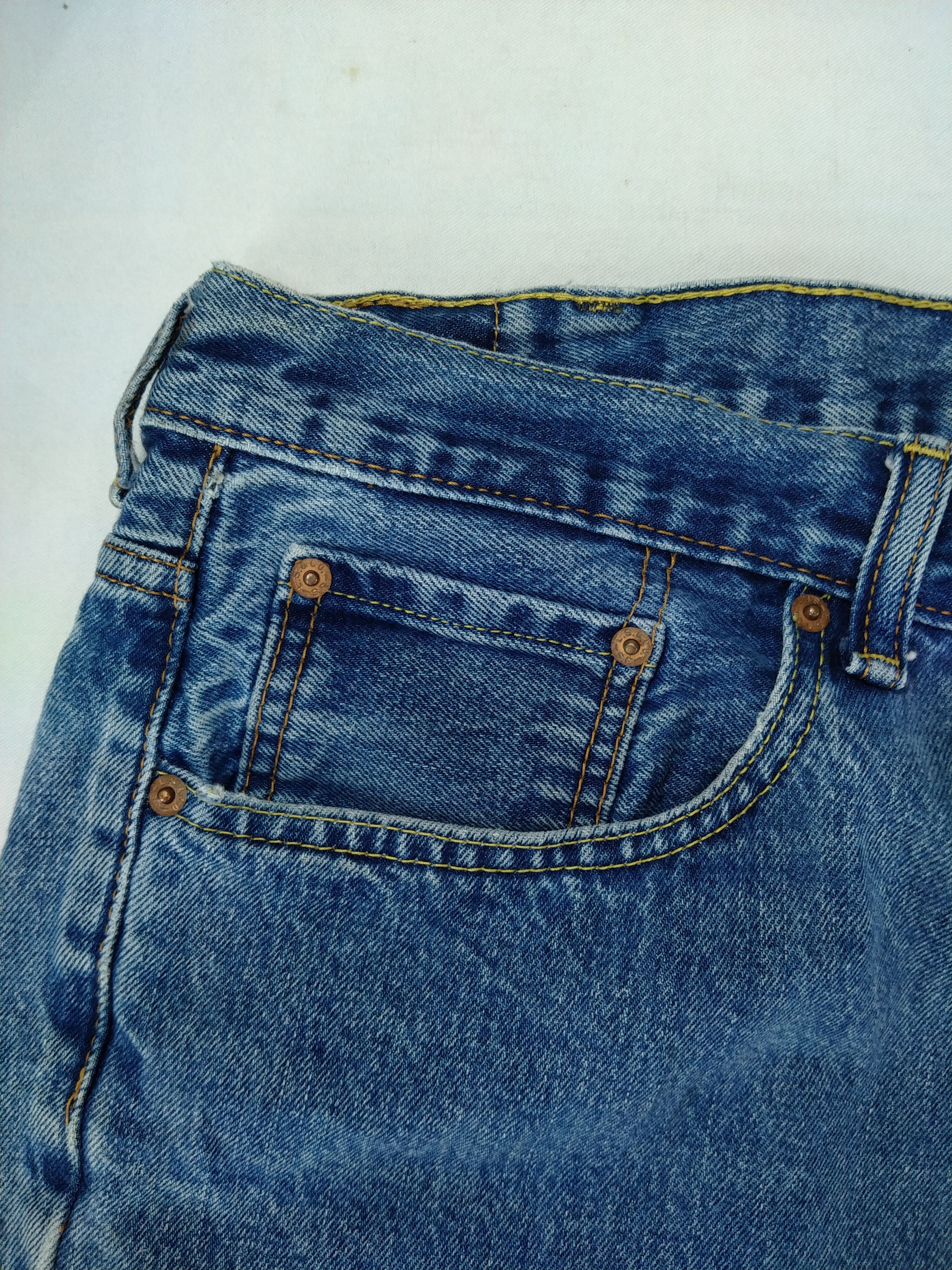 Levi's Vintage Levi's 560 Distressed Denim 38x30 -JN110 Size US 38 / EU 54 - 8 Thumbnail