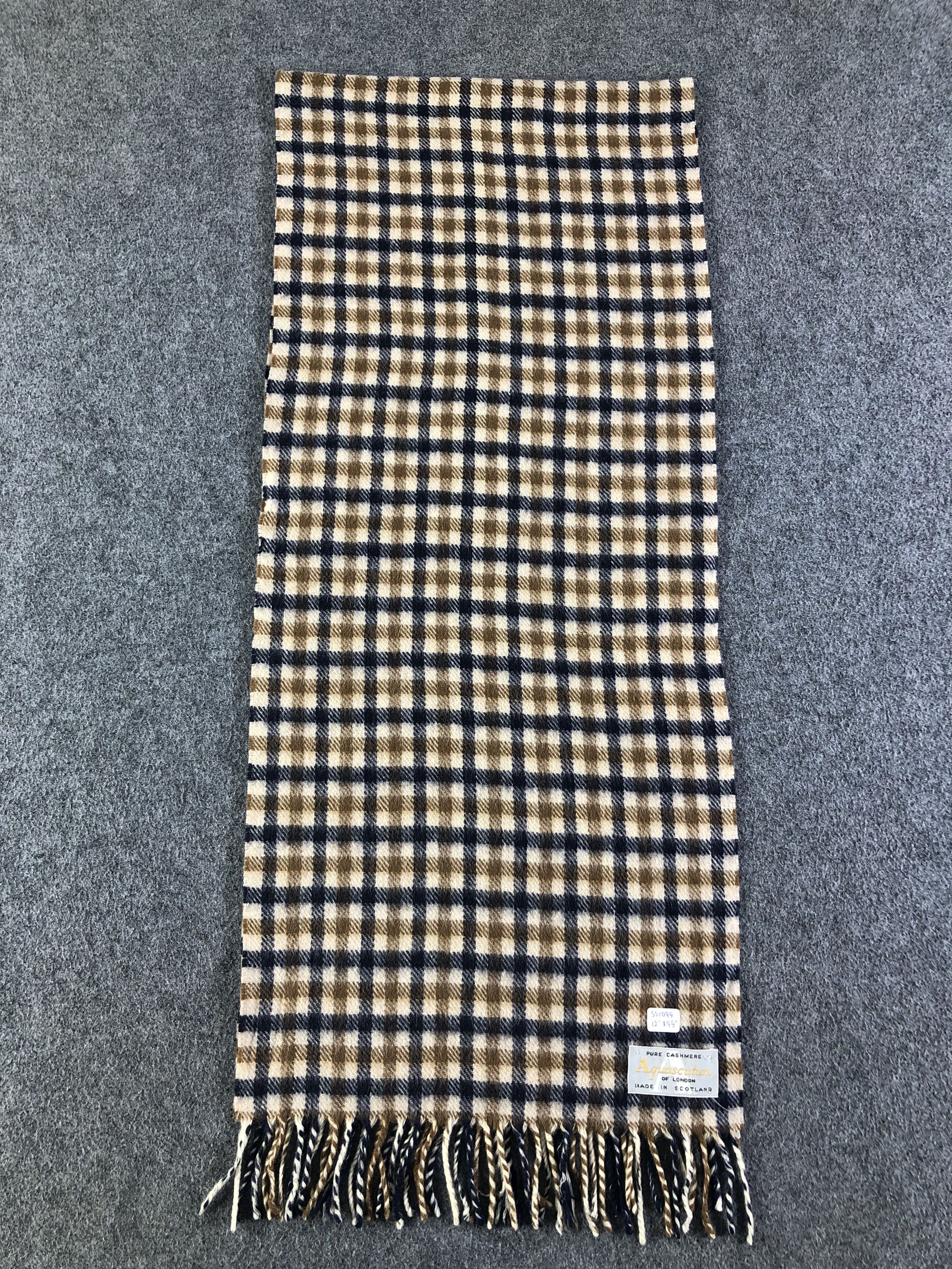 Aquascutum Aquasqutum Scarf / Muffler / Neckwear Size ONE SIZE - 3 Thumbnail
