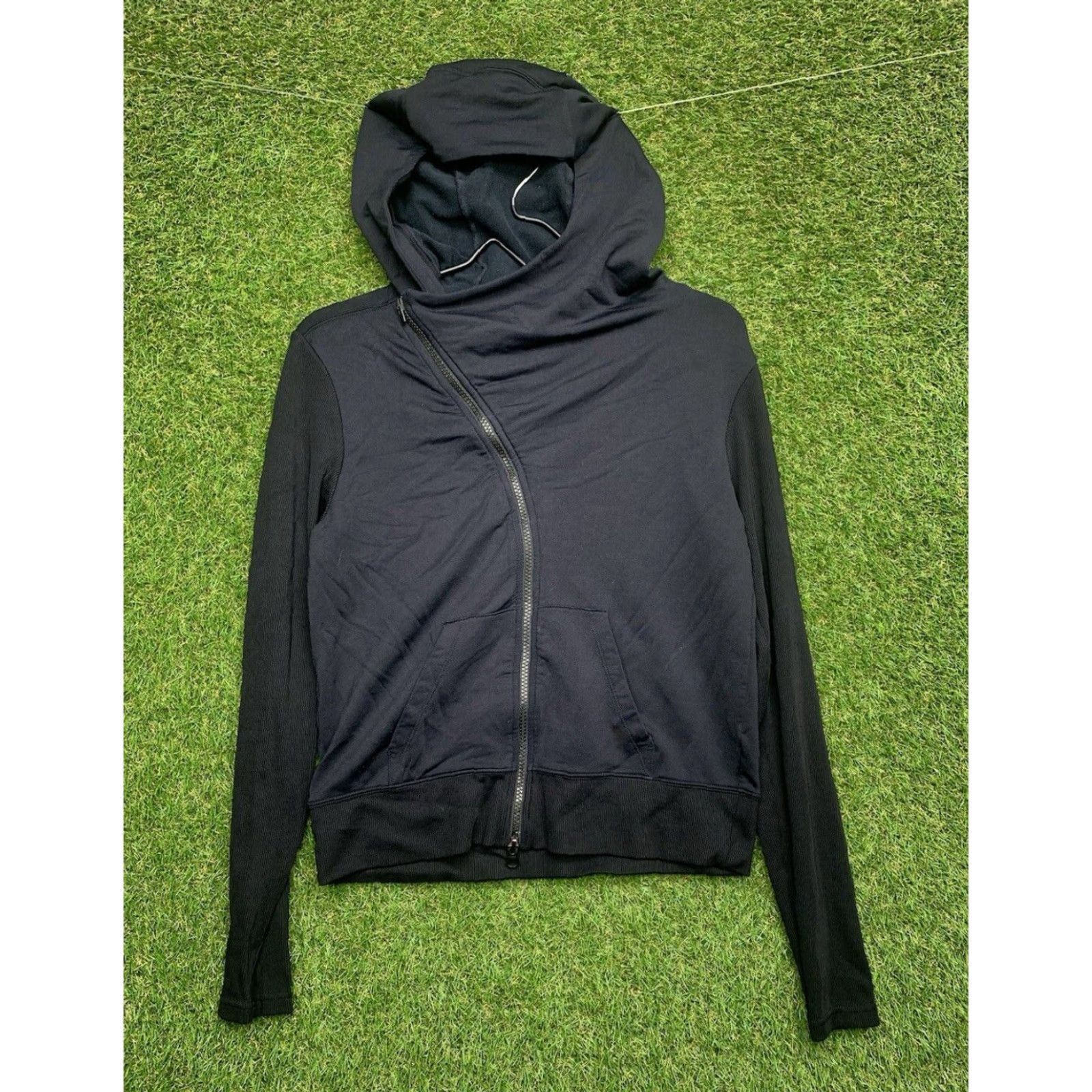 Athleta Athleta Hoodie Womens Small Black Malabar Moto Zip Activewear Jacket Size S / US 4 / IT 40 - 3 Thumbnail