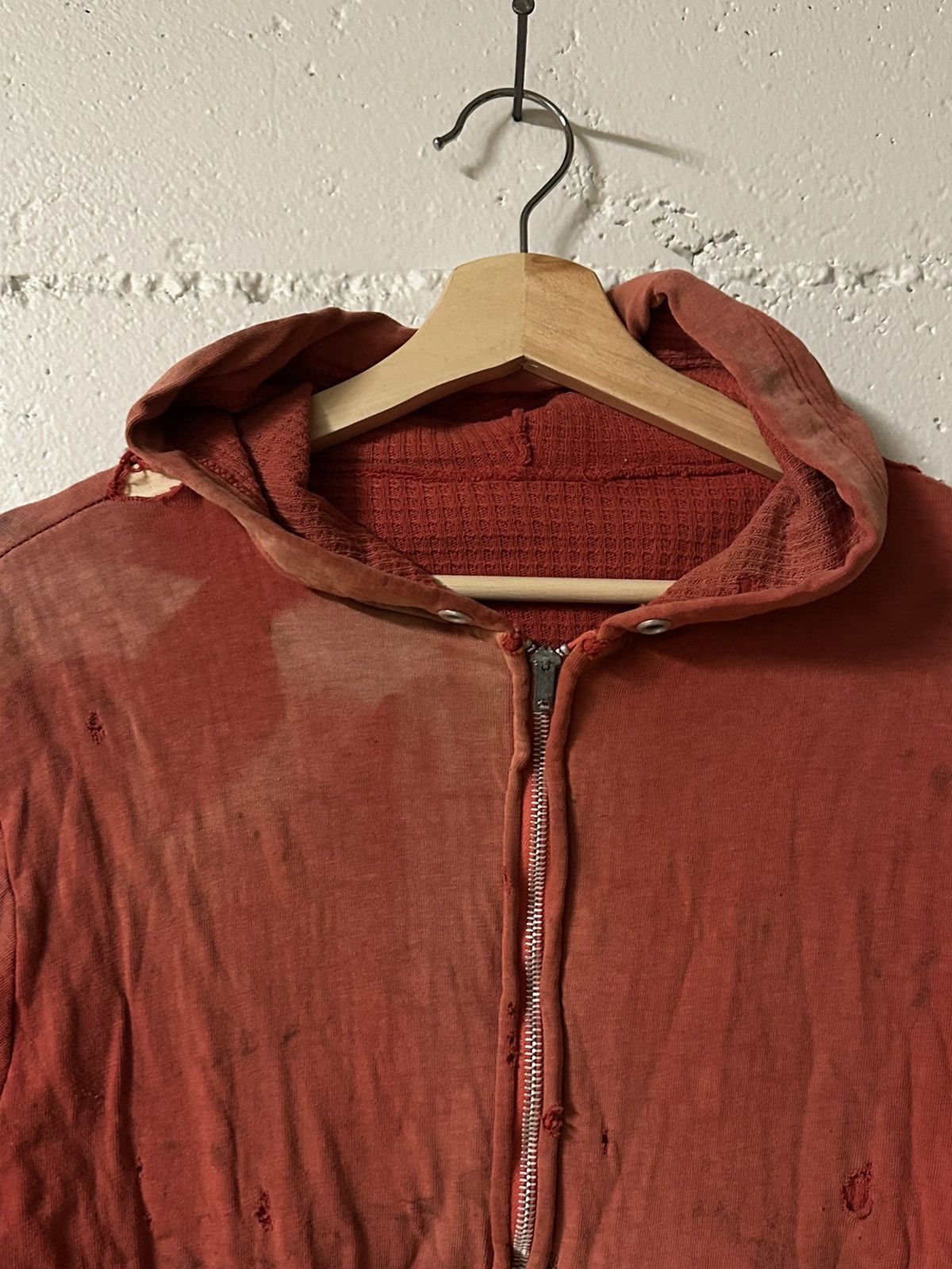Vintage VINTAGE THRASHED RED THERMAL LINED HOODIE Size US XS / EU 42 / 0 - 2 Thumbnail