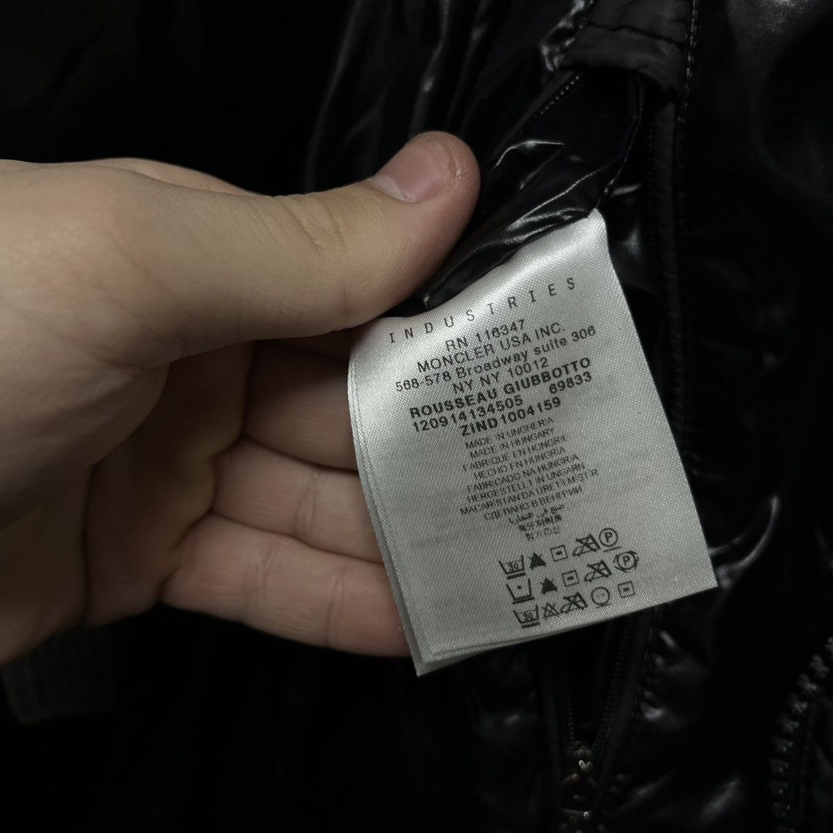 Moncler Moncler Puffer Jacket Big Logo Size US S / EU 44-46 / 1 - 20 Thumbnail