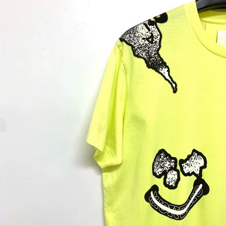 Givenchy Givenchy Fluorescent Yellow Smile Short Sleeve S Size Offi Size US S / EU 44-46 / 1 - 5 Thumbnail
