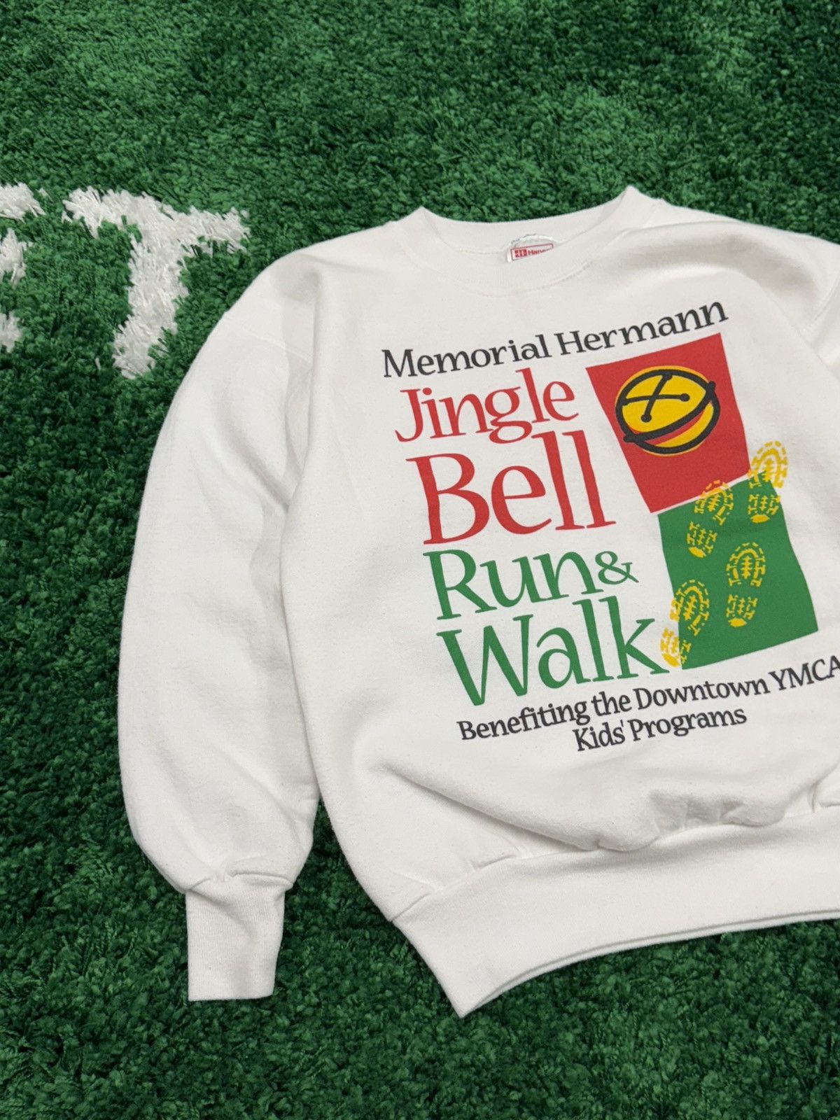 Hanes × Vintage Jingle Bell Run Walk Sweatshirt White Oversized Small 90s Size US S / EU 44-46 / 1 - 2 Thumbnail