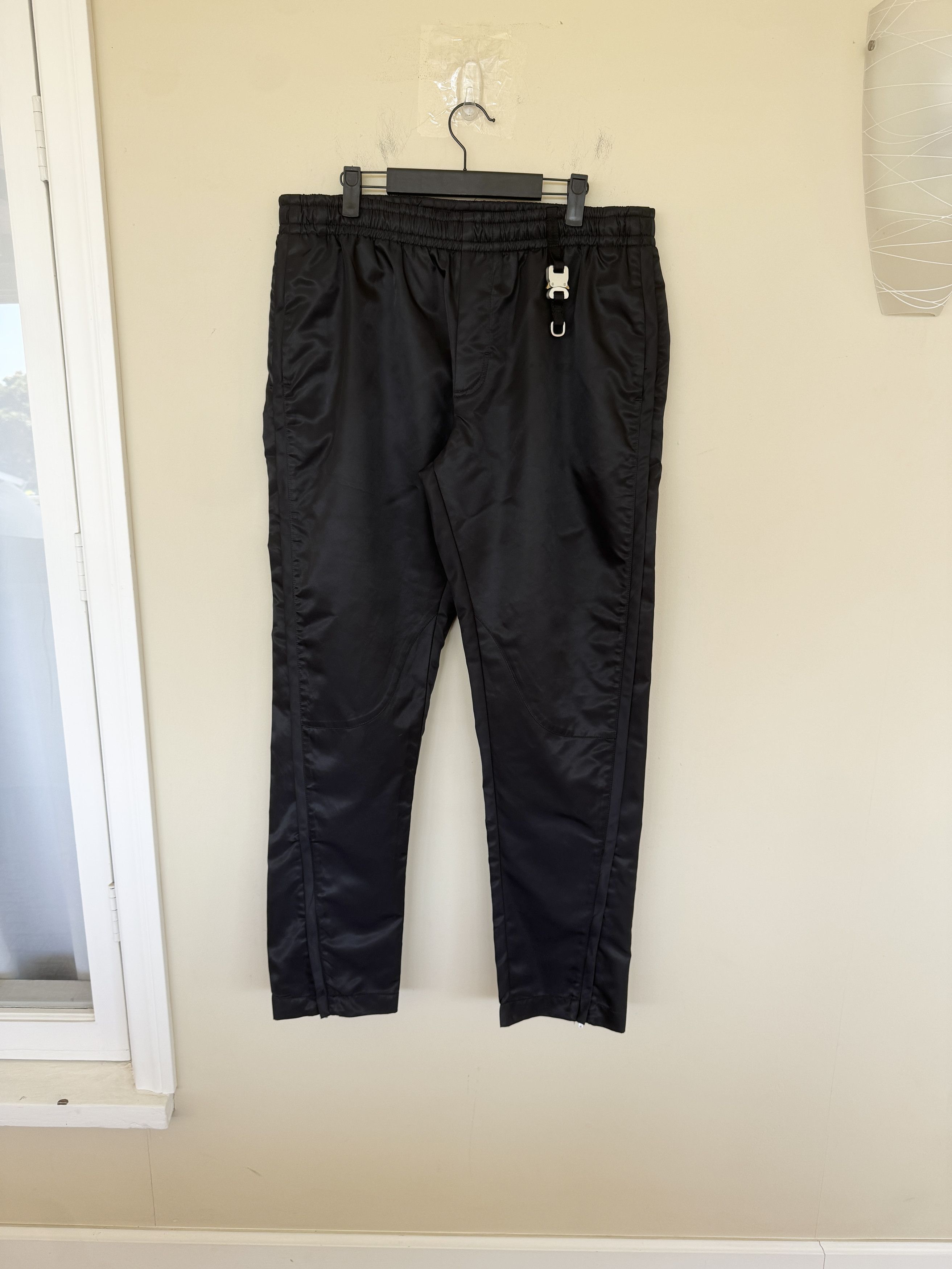 1017 ALYX 9SM Alyx Nylon Zipper Pants With Hardware Size US 34 / EU 50 - 1 Thumbnail