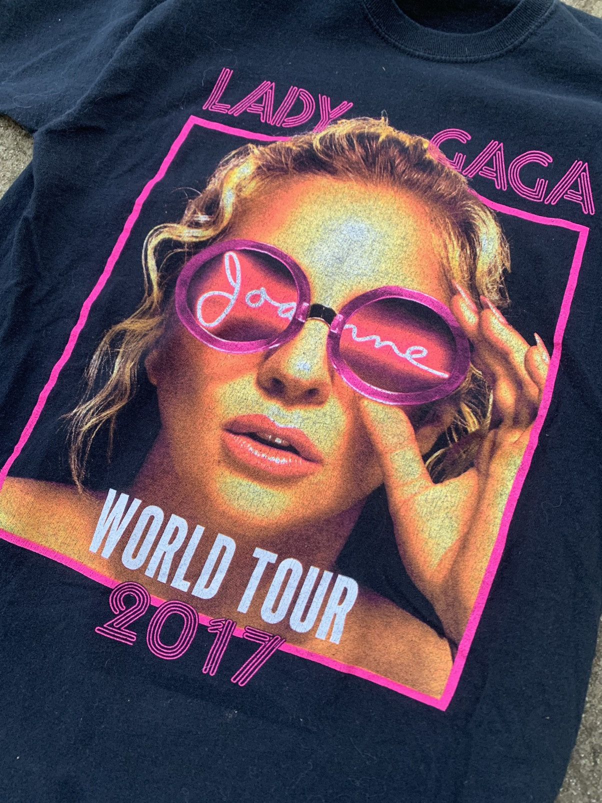 Band Tees Lady Gaga Tour T Shirt Size US L / EU 52-54 / 3 - 2 Thumbnail