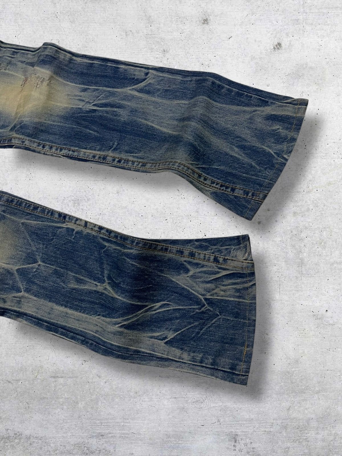 Hysteric Glamour VINTAGE RED PEPPERS JAPAN DESIGNER MUDWASH DISTRESSED DENIM Size US 27 - 7 Thumbnail