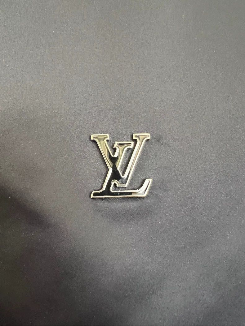 Louis Vuitton Louis Vuitton 25 FW new cowhide collar reversible print da Size US M / EU 48-50 / 2 - 6 Thumbnail