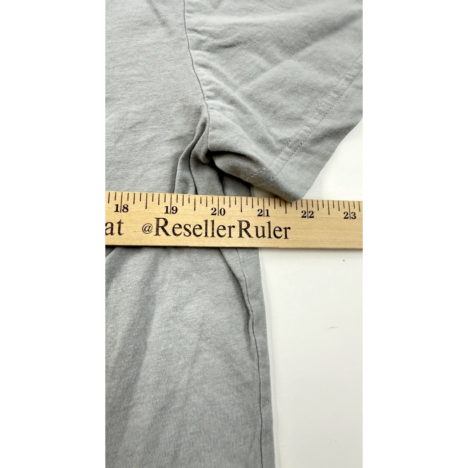 Logo 7 Buc-ee's Shirt Mens Large Gray Logo Car Graphic Tee Since 1982 Auto Size US L / EU 52-54 / 3 - 7 Thumbnail