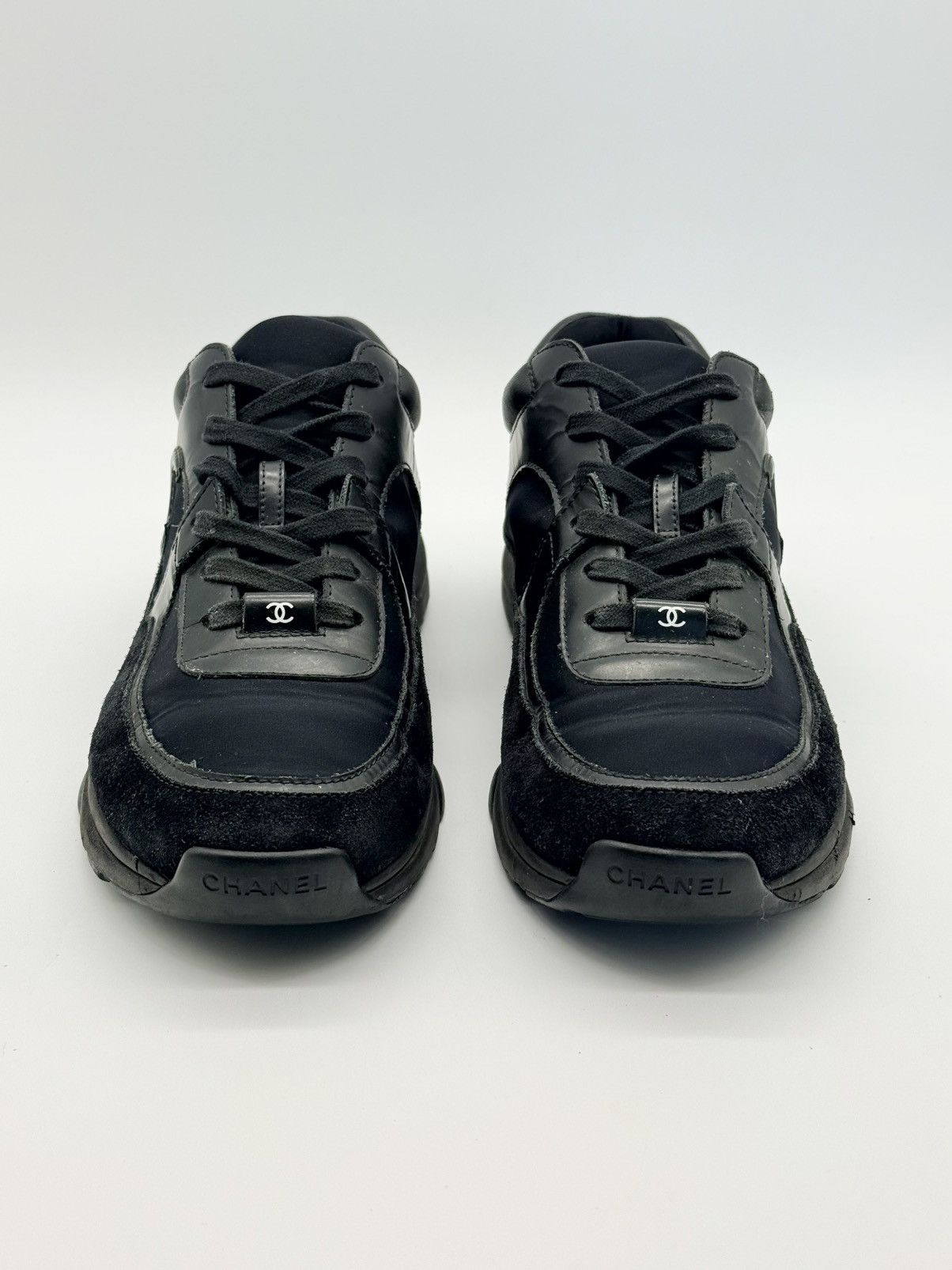 Chanel Size 10 - CHANEL CC Logo Low Black Size US 10 / EU 43 - 4 Thumbnail