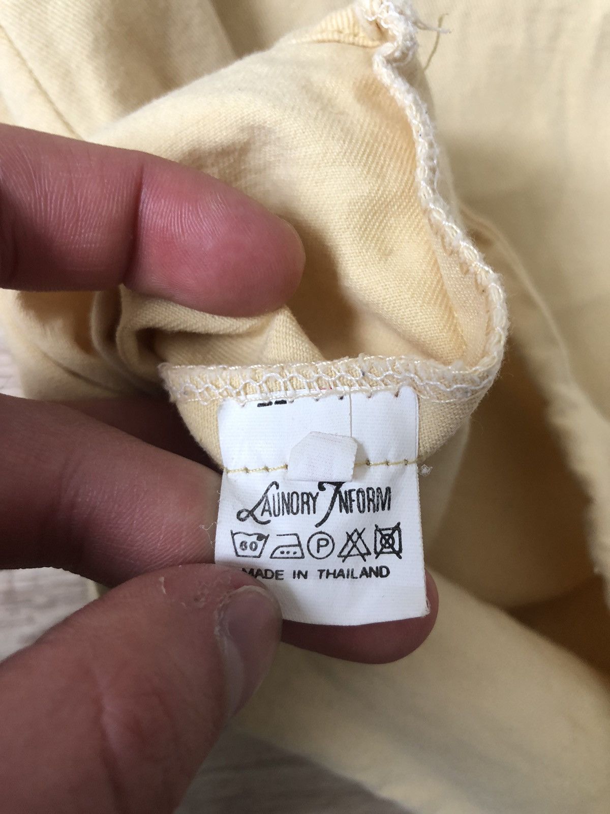 Versace Jeans Couture × Vintage Vintage Versace Jeans Couture Shirt Size US XL / EU 56 / 4 - 7 Thumbnail