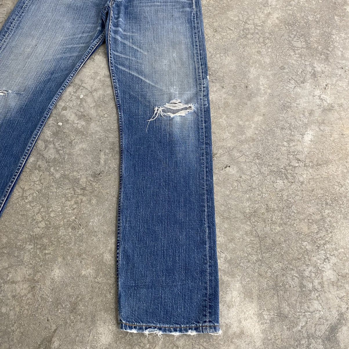 Levi's Size 33x32.5 Vintage 00’s Levis 501 Faded Blue Ripped Jeans Size US 33 - 6 Thumbnail