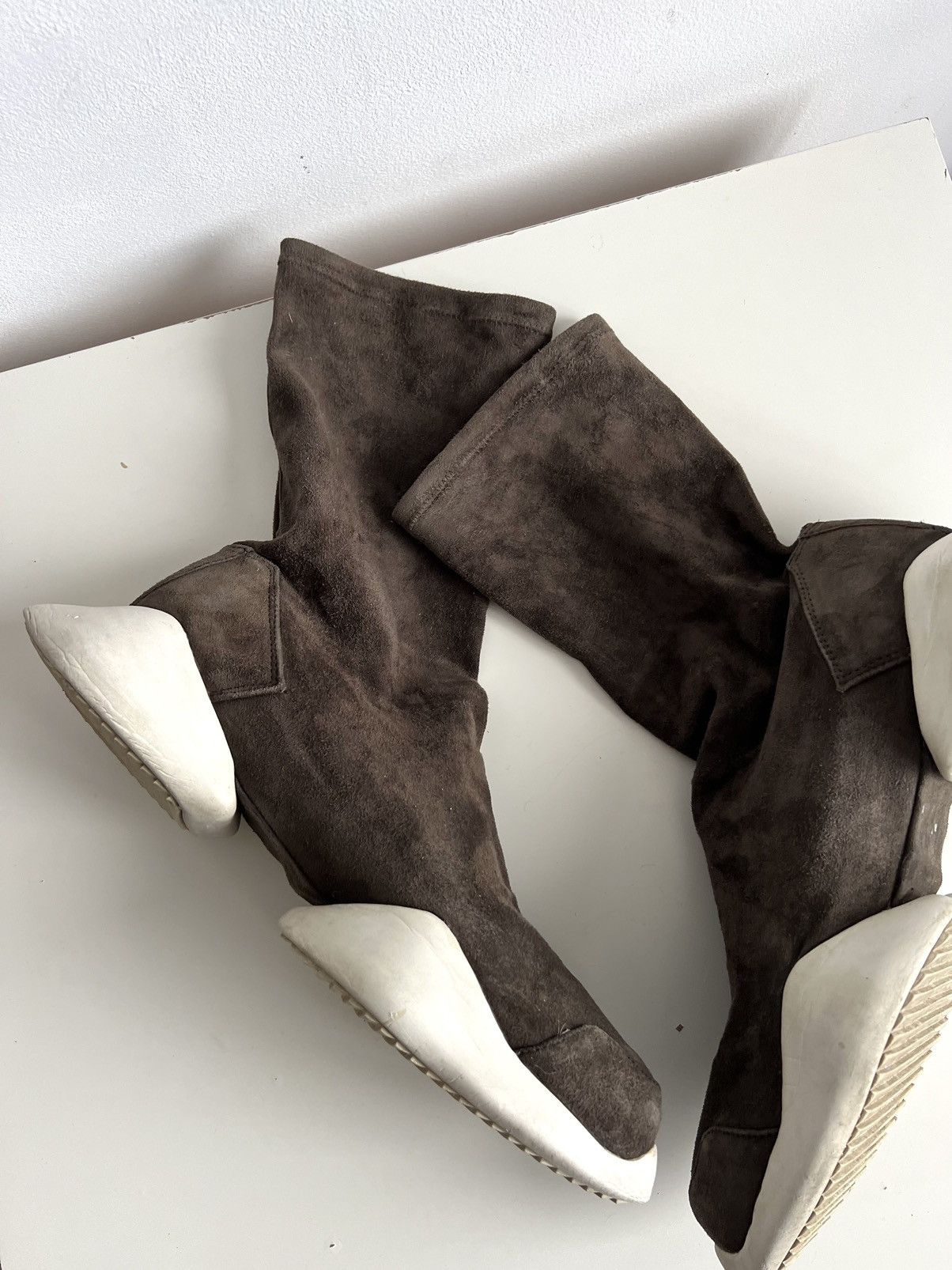 Rick Owens Rick Owens “Mastodon” Vicious Runner Dust Sneakers Size US 10 / EU 43 - 14 Thumbnail