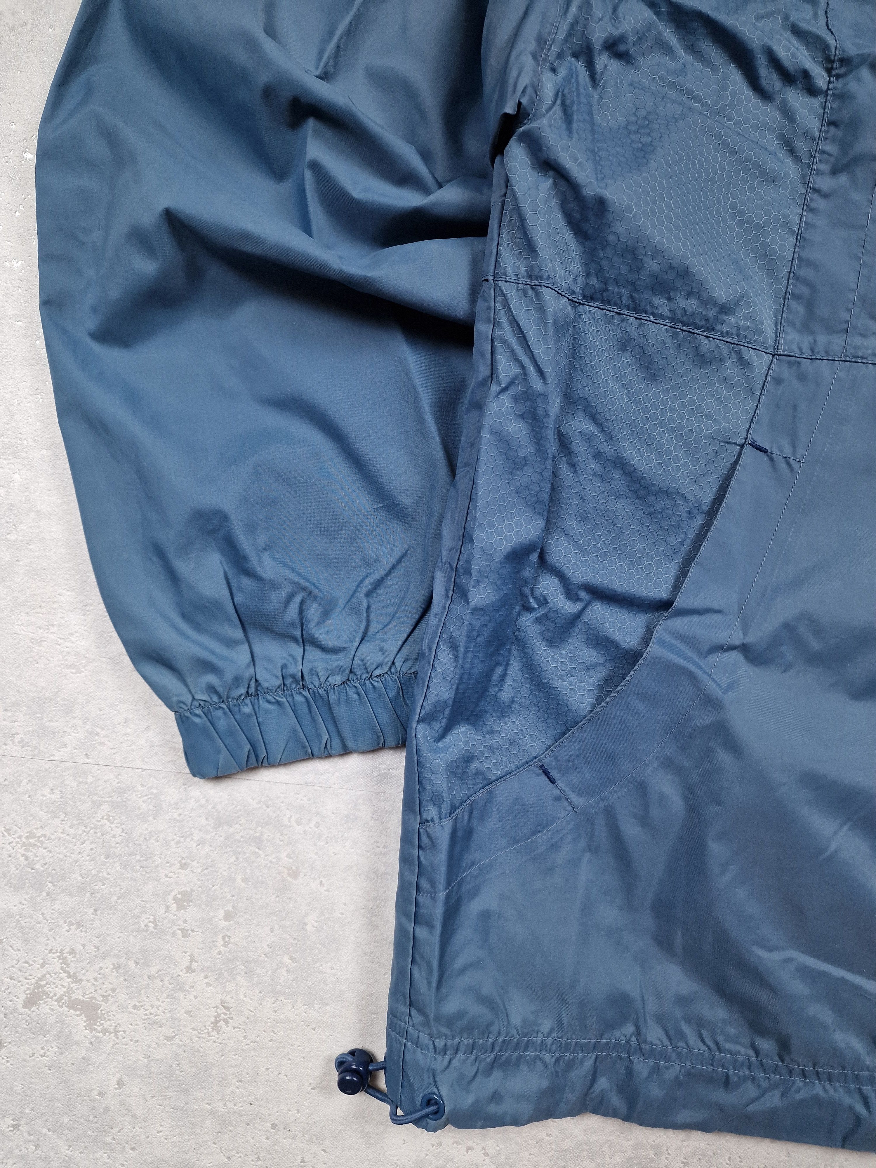 Nike × Vintage 00s Nike Retro Logo Vintage Y2K Oversized Nylon Retro Jacket Size US S / EU 44-46 / 1 - 7 Thumbnail