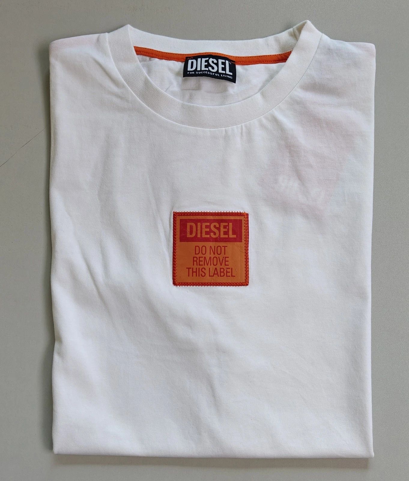 Diesel DIESEL White T-Shirt With Logo Patch FTP 4102 Size US L / EU 52-54 / 3 - 1 Thumbnail
