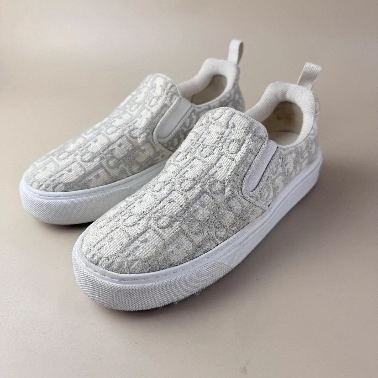 Dior Dior Gray/White DR Embroidery Allover Print Slide 39.5 Size US 8.5 / IT 38.5 - 1 Thumbnail