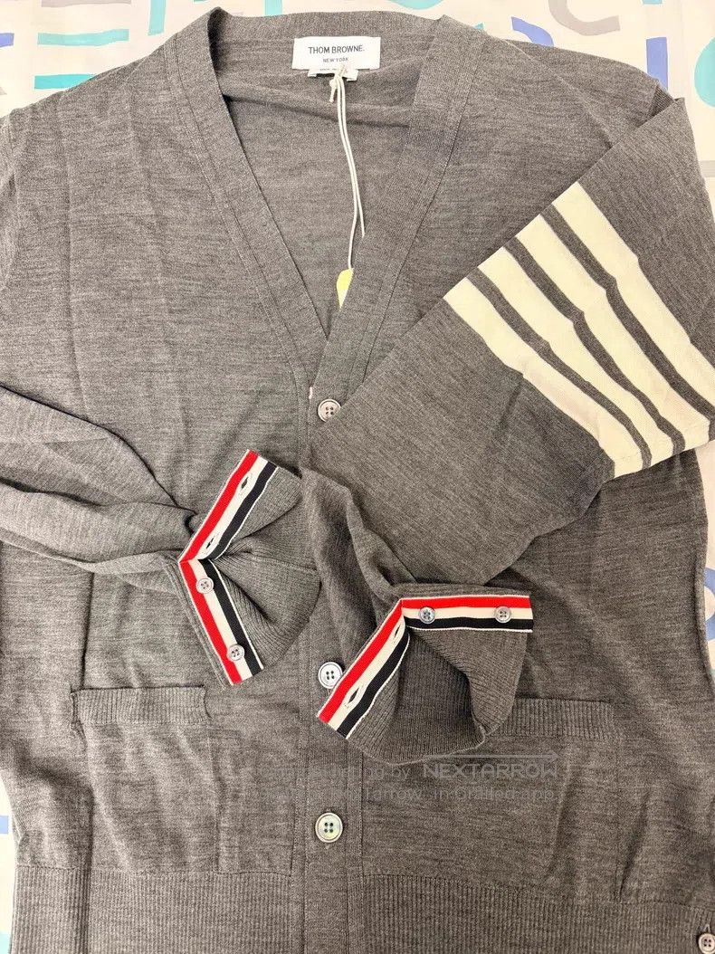 Thom Browne Thom Browne Classic Grey Wool Cardigan Size US XL / EU 56 / 4 - 2 Thumbnail