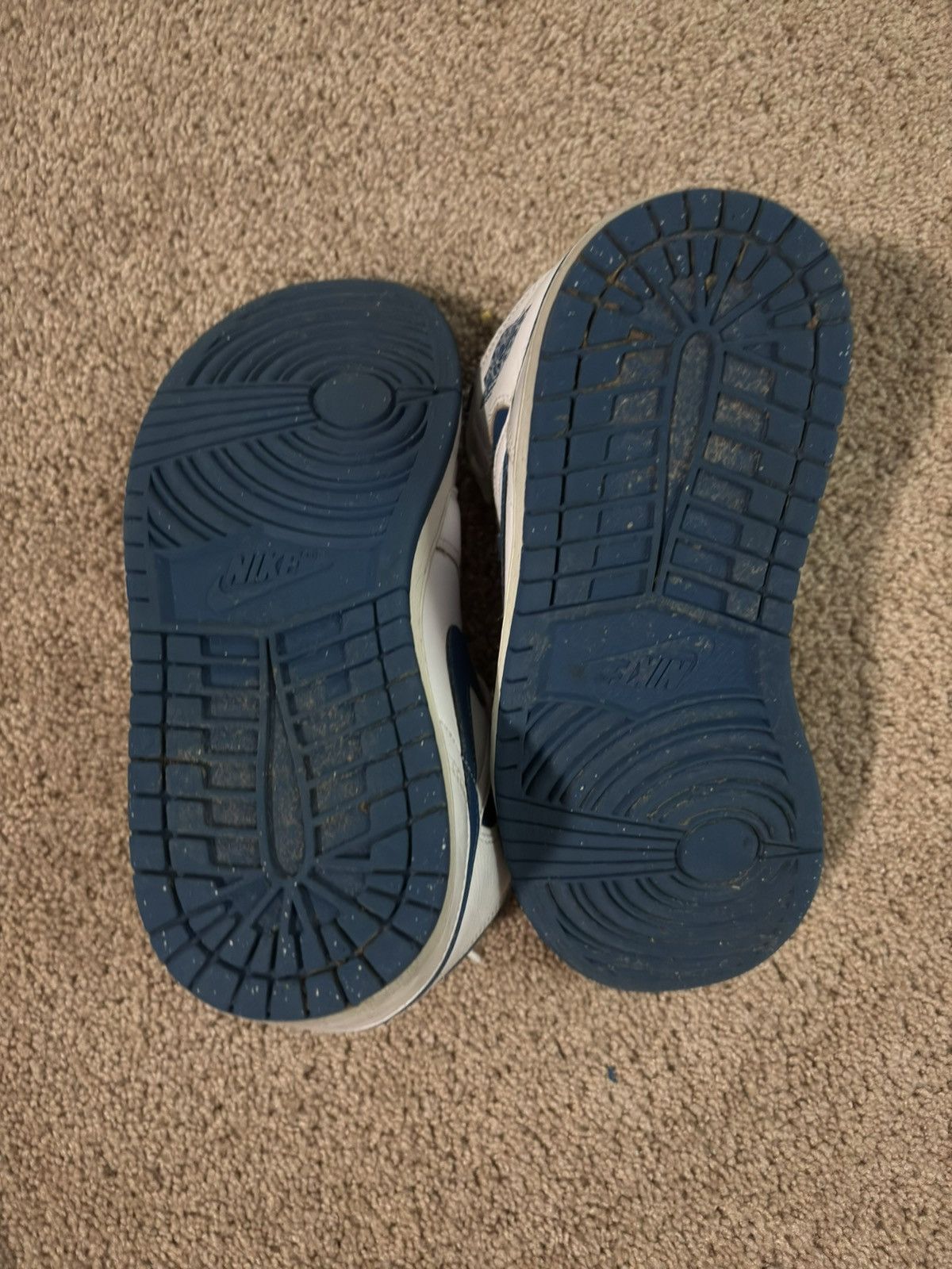 Jordan Brand Jordan one Mid SE Industrial Blue Size US 8.5 / EU 41-42 - 3 Thumbnail