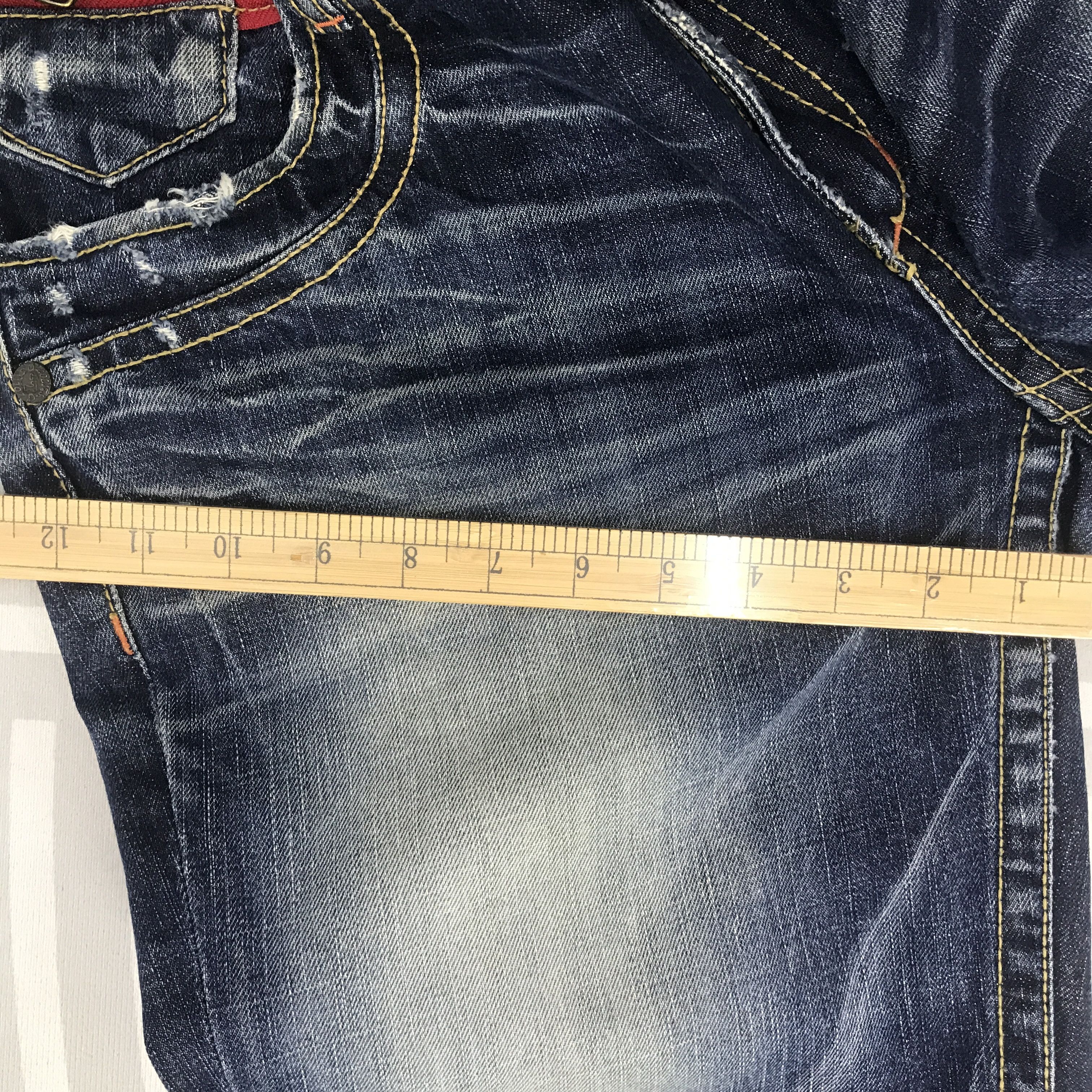 Vintage Vintage Lolita Distressed denim faded Jeans Size US 34 / EU 50 - 9 Thumbnail