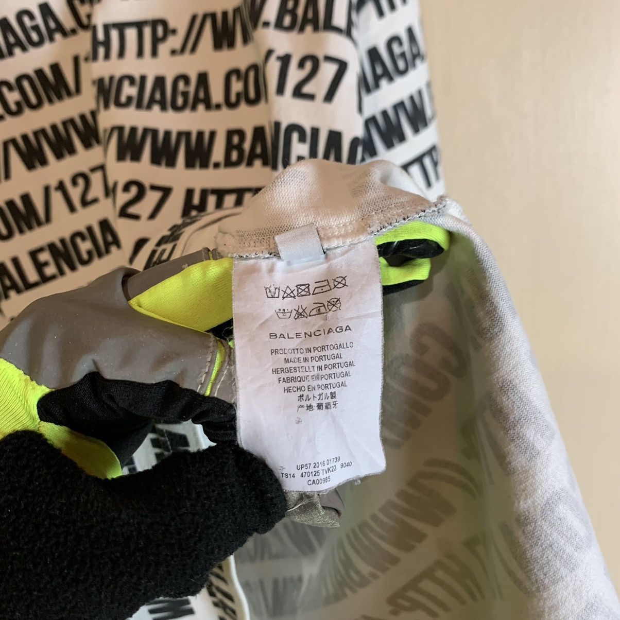Balenciaga Balenciaga Monogram Logo RARE Sweatshirt Size US M / EU 48-50 / 2 - 10 Thumbnail