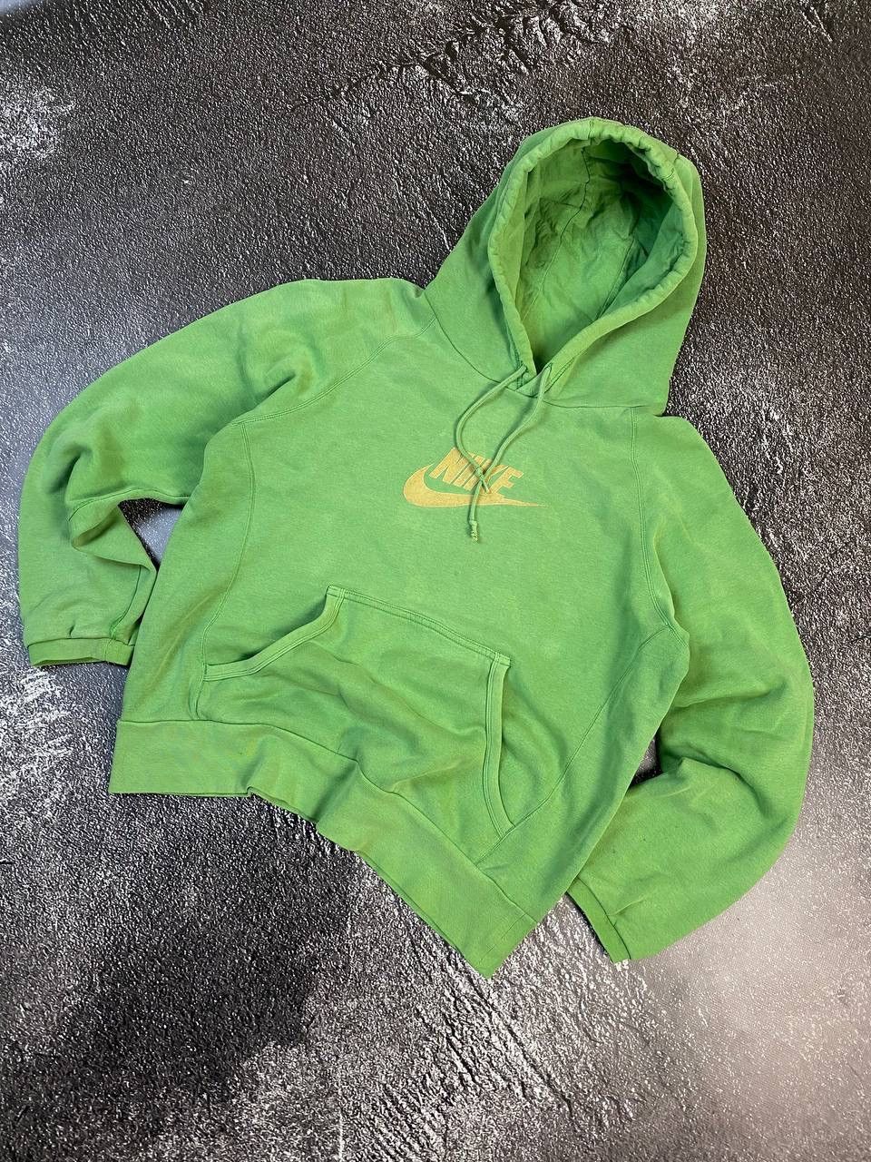 Nike Vintage Nike Big Logo Hoodie Y2K streetwear 90s Size US S / EU 44-46 / 1 - 2 Thumbnail
