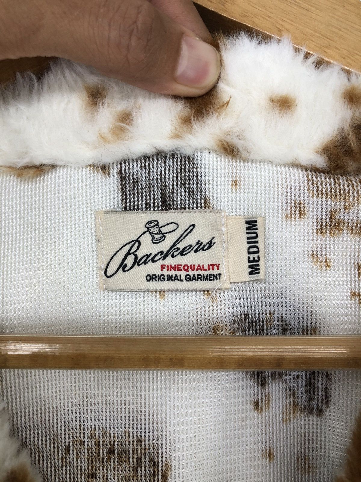 Japanese Brand Vintage Backers Cow Print Faux Fur Pullover Top Size US M / EU 48-50 / 2 - 13 Thumbnail