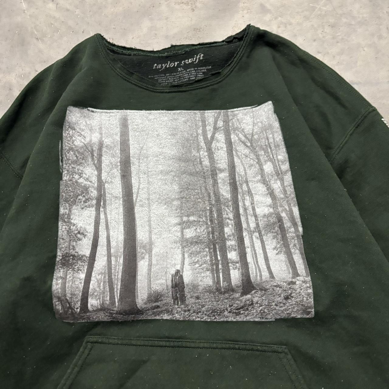 Japanese Brand × Vintage Y2K Taylor Swift Green Folklore Concert Official Merch Sweatshirt! Size US XL / EU 56 / 4 - 2 Thumbnail