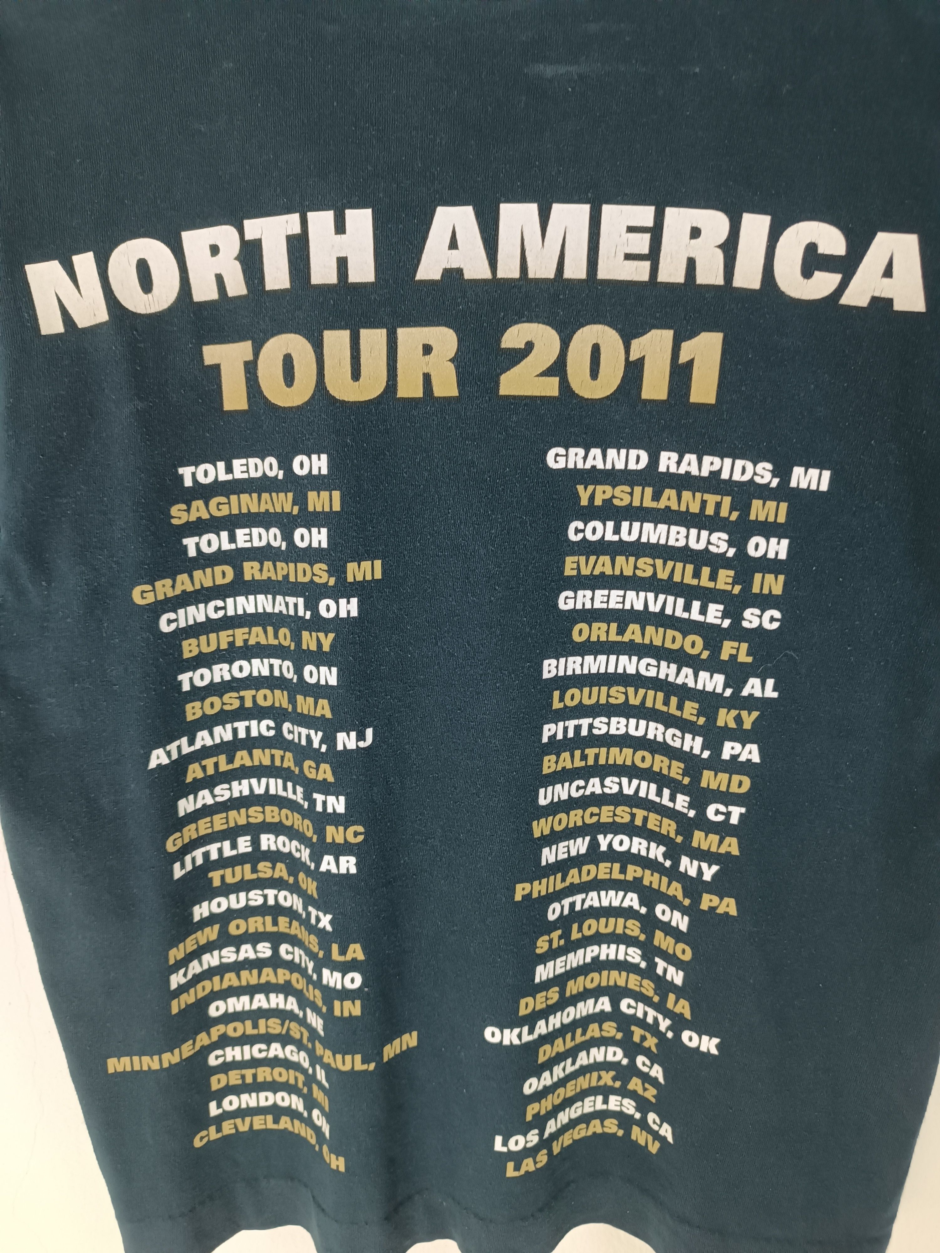 Band Tees VINTAGE '11 BOB SEGER AND THE SILVER BULLET TOUR CROP TEE Size US M / EU 48-50 / 2 - 14 Thumbnail