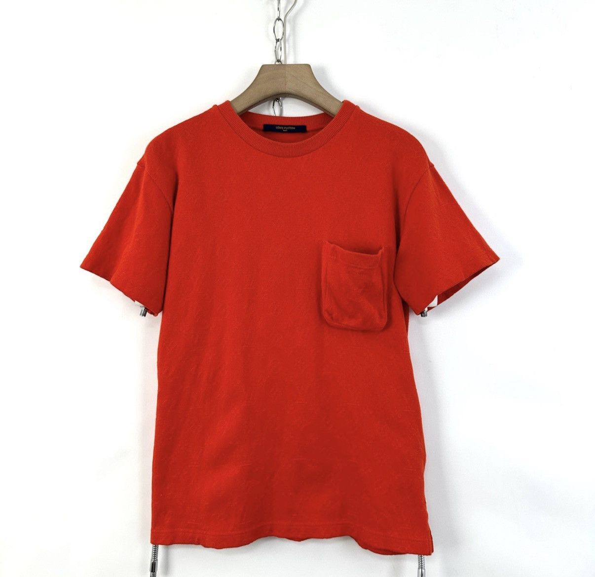 Louis Vuitton Louis Vuitton Red All-Over Logo Jacquard Short Sleeve K12 Size US XS / EU 42 / 0 - 1 Thumbnail
