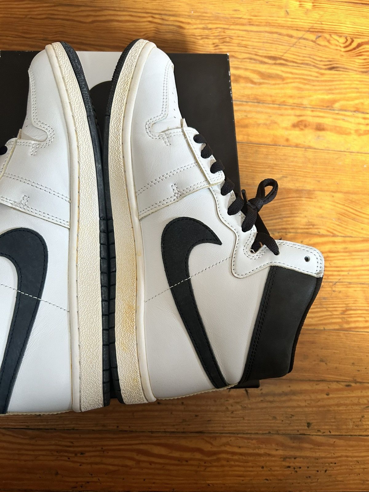 A Ma Maniere × Jordan Brand × Nike Nike Jordan A Ma Maniere Air Ship PE SP White/Black 10.5 Size US 10.5 / EU 43-44 - 3 Thumbnail