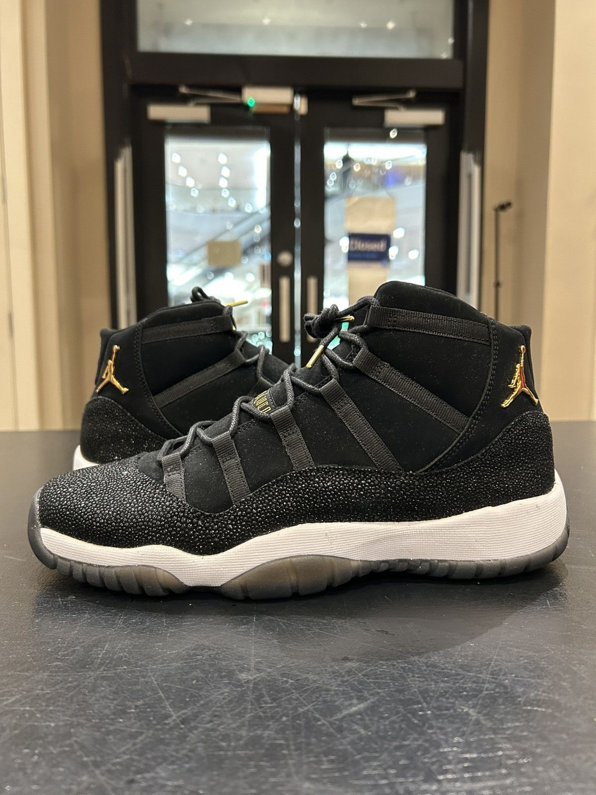 Jordan Brand Jordan 11 Retro ‘Heiress Black Stingray’ Size US 10 / EU 43 - 1 Thumbnail