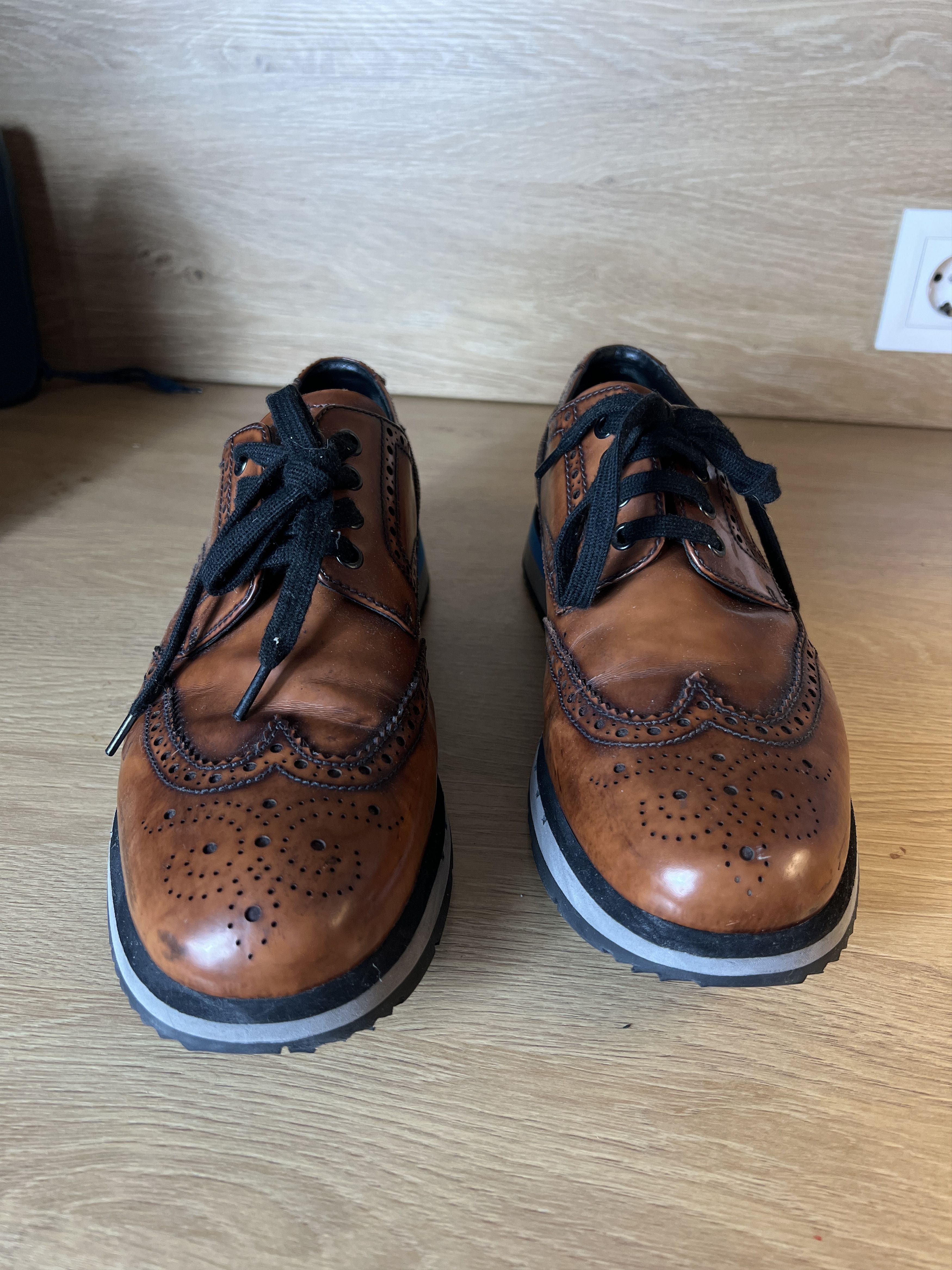 Prada prada brown wingtip lace up round toe leather brogue red tab Size US 9.5 / EU 42-43 - 3 Thumbnail