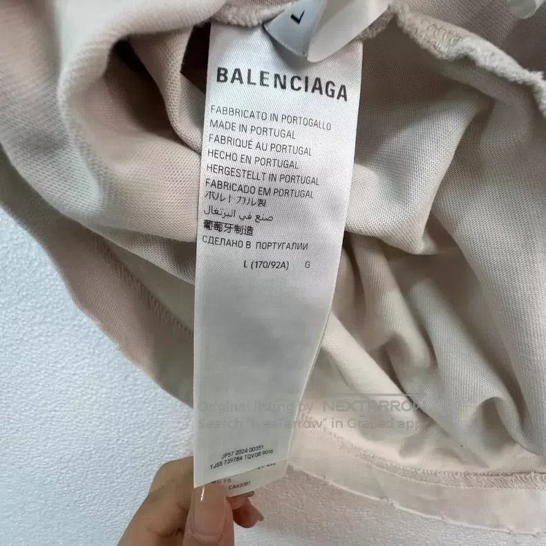 Balenciaga Balenciaga Black and White Striped T-Shirt, Size L Size US L / EU 52-54 / 3 - 3 Thumbnail