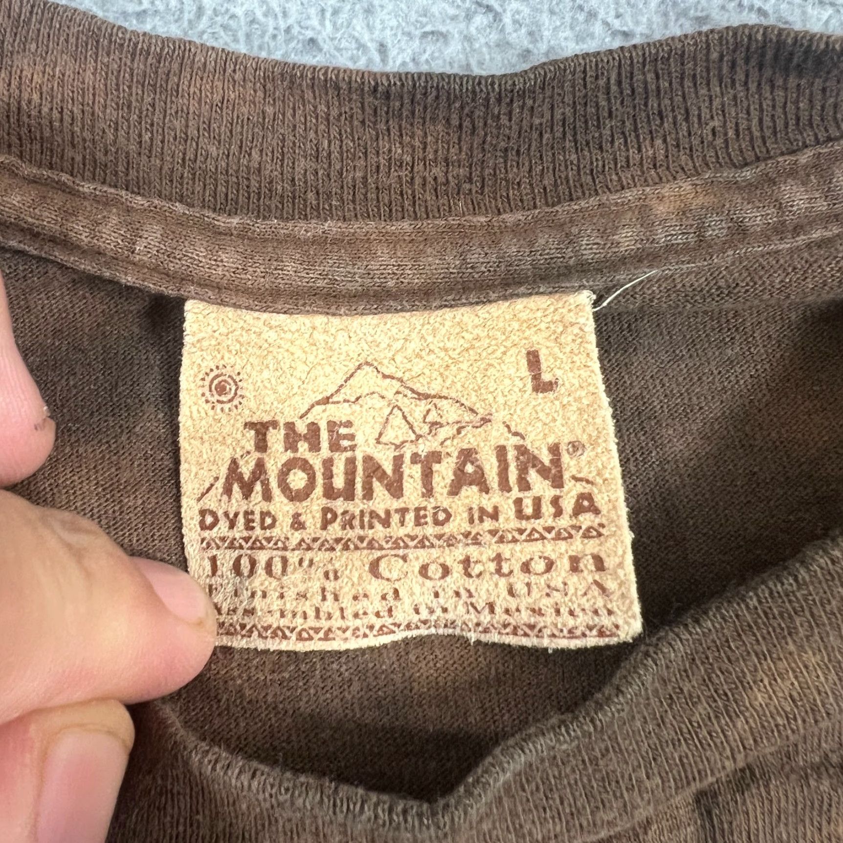 The Mountain VINTAGE The Mountain Bear Shirt L Brown Tie Dye Crew Neck Short Sleeve Logo Graphic Print Men’s Regular Fit USA Bears Wildlife Art Size US L / EU 52-54 / 3 - 4 Thumbnail