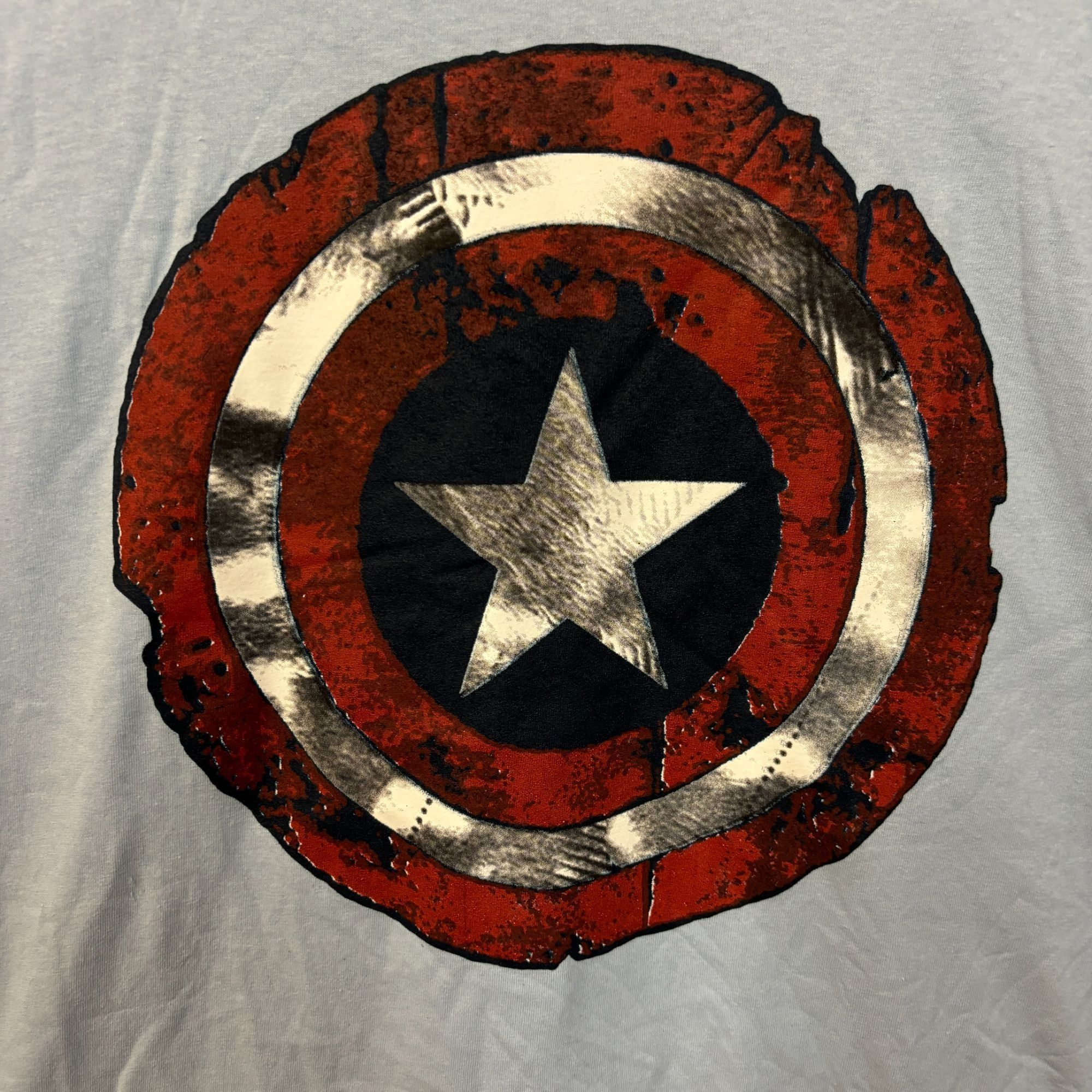 Marvel Comics Marvel Captain America Shield Comic Book Tshirt size XL Size US XL / EU 56 / 4 - 2 Thumbnail