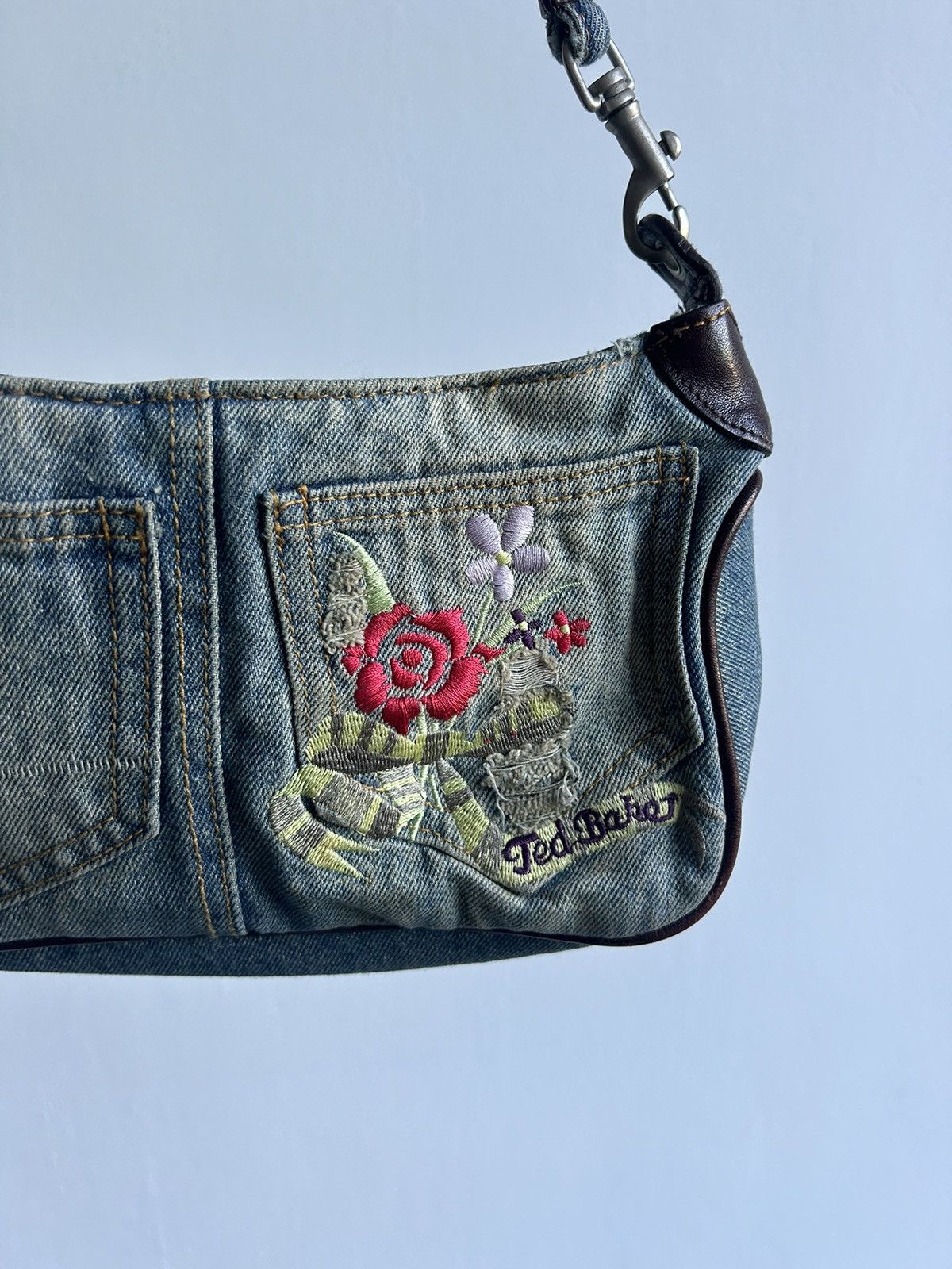 Ted Baker × Vintage Ted Baker Y2K Dirty Jeans Bag 00s floral cute office siren Size ONE SIZE - 5 Thumbnail