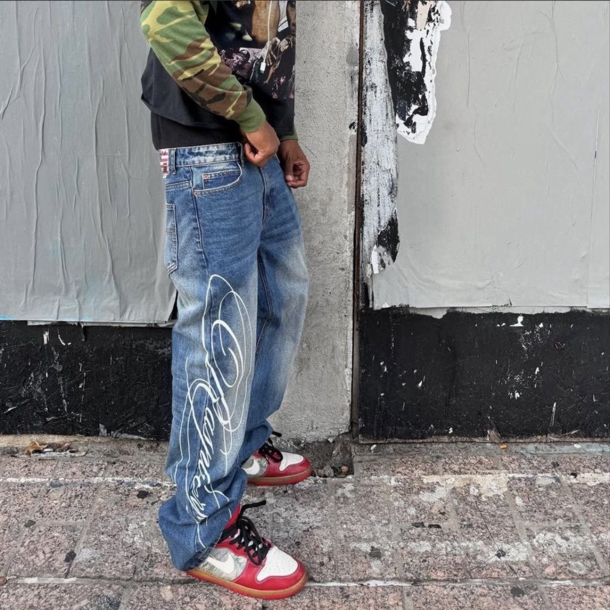 The GV Gallery MILEY CYRUS DENIM Size US 34 / EU 50 - 2 Thumbnail