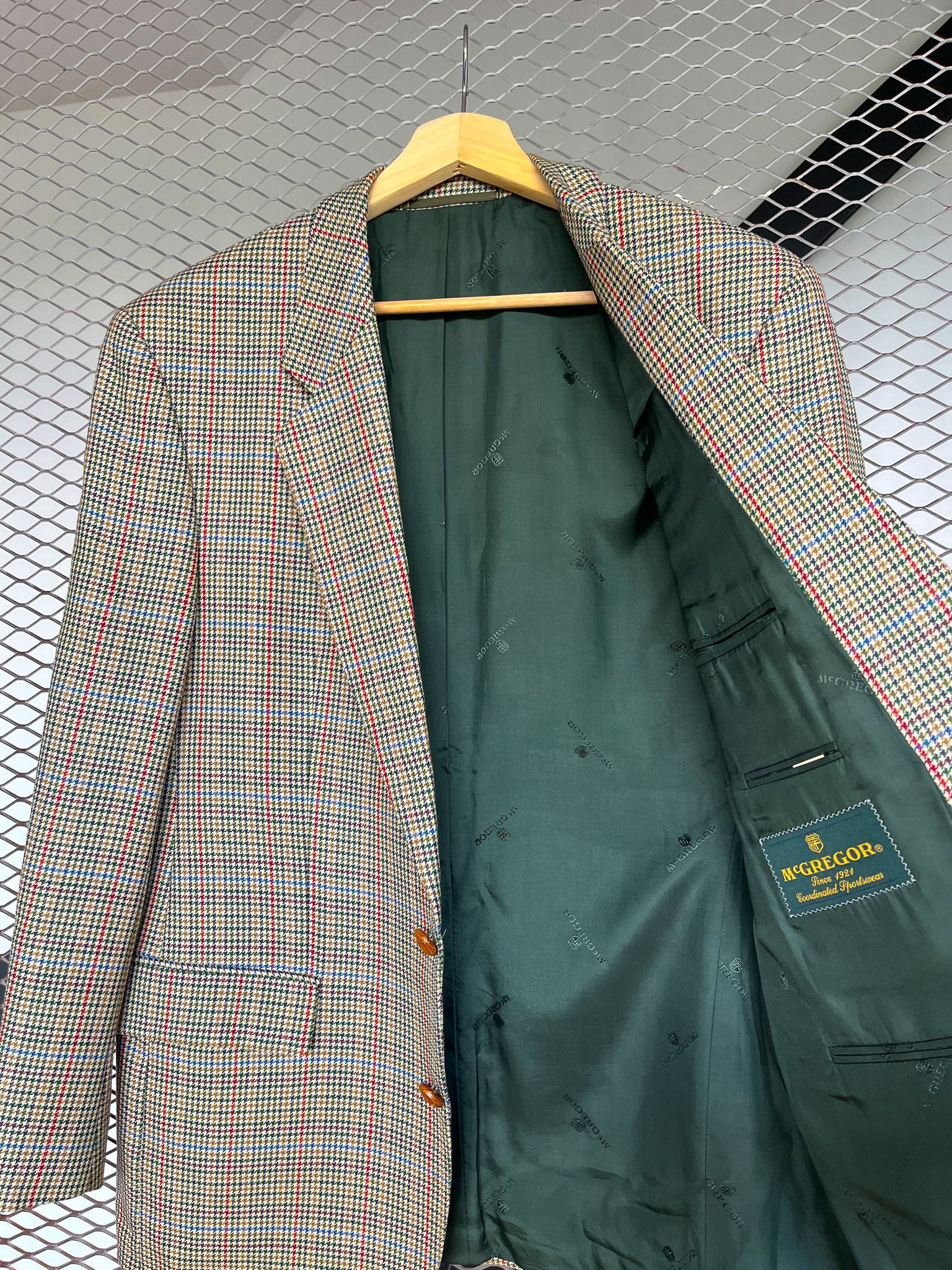 McGregor McGregor Vintage Blazer, Late 60s/Early 70s, Pure Wool Size 52R - 13 Thumbnail
