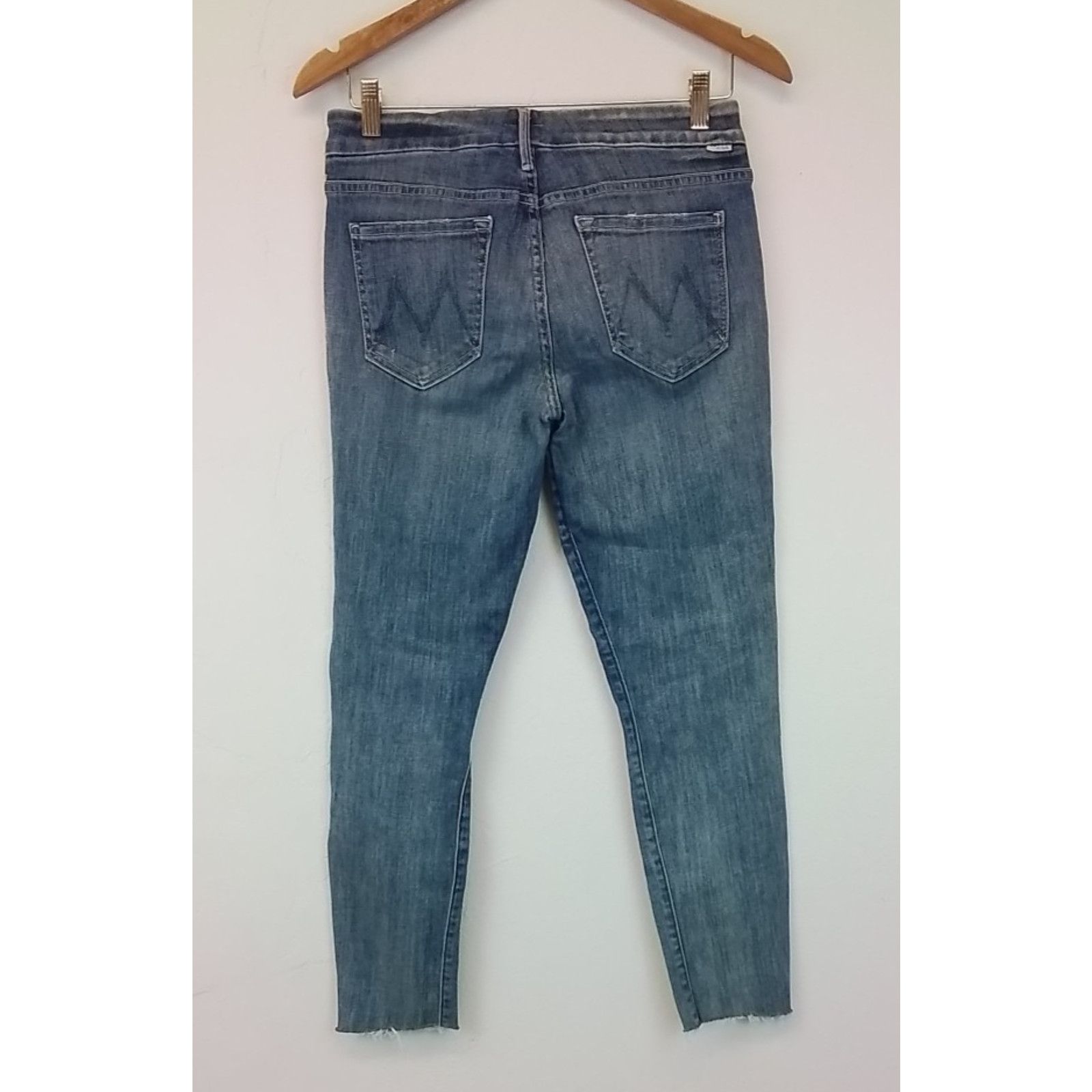 MOTHER Mother "The Looker" Ankle Jean Women's 27" Light Distressed Size 27" / US 4 / IT 40 - 3 Thumbnail