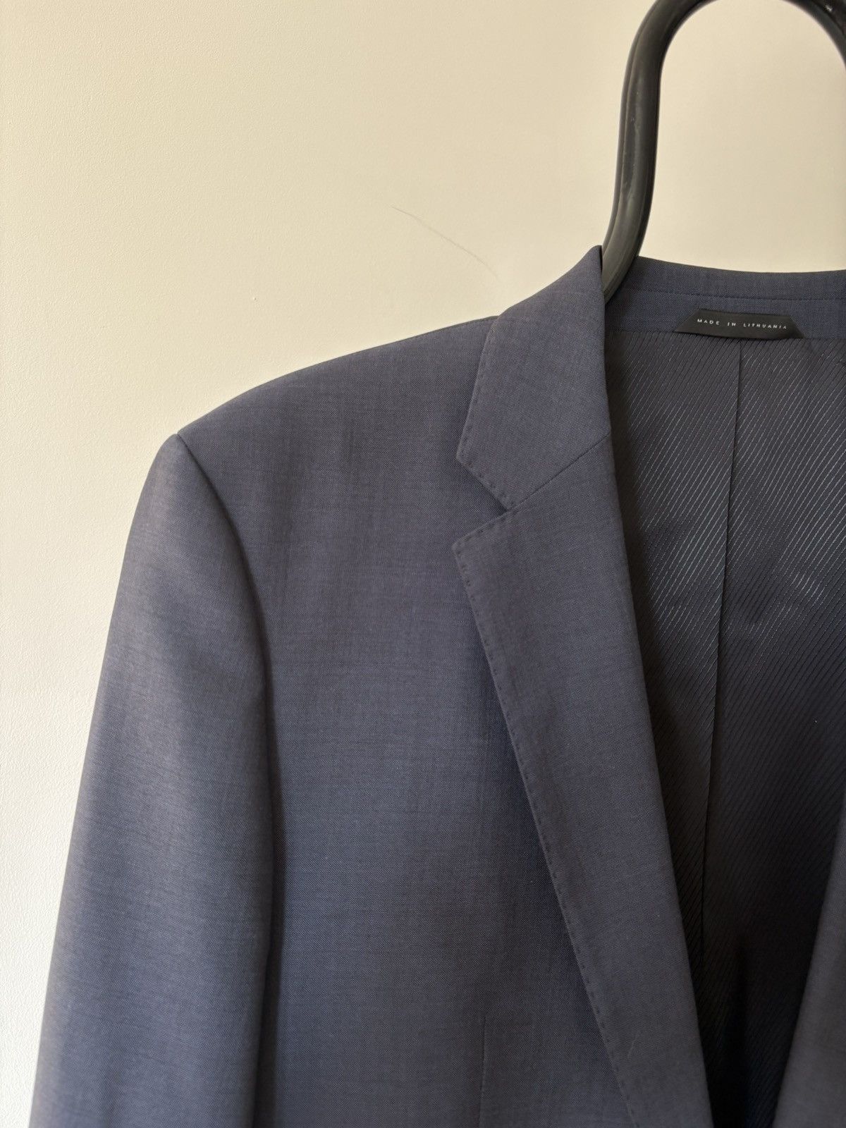 Designer × Hugo Boss Stylish Men’s Hugo Boss Suit – 100% Virgin Wool Size 50L - 4 Thumbnail