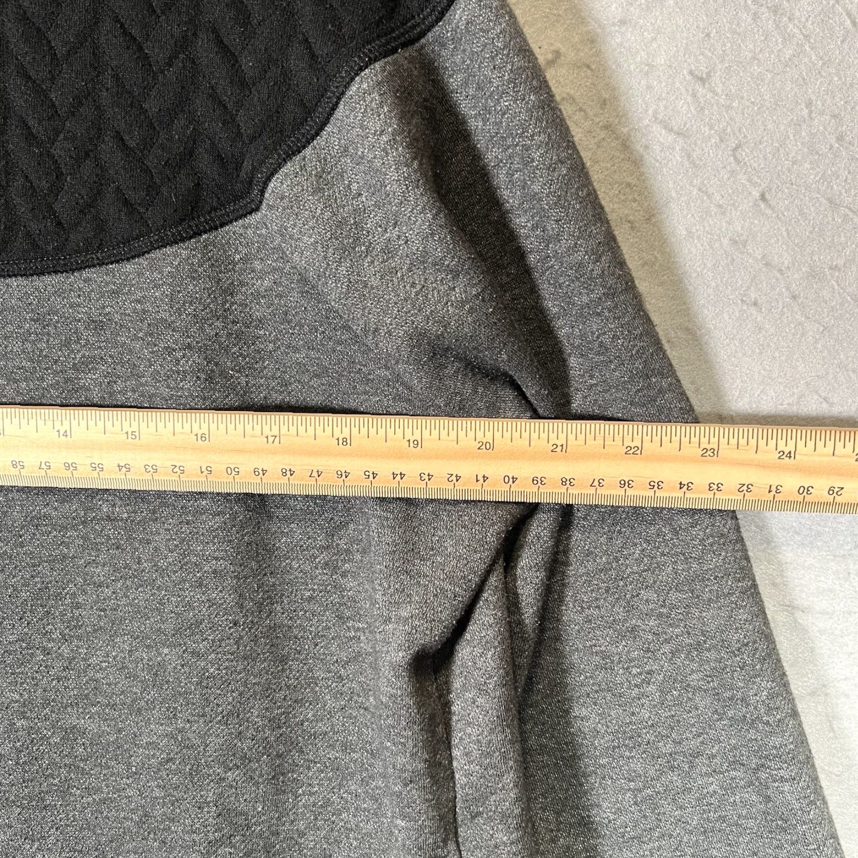 Vintage St. John's Bay Hoodie Full Zip Womens Large Gray Black Shirt Zip Adult Womens Large Gray St. John's Bay Hoodie Womens L Gray Black 90s? Size L / US 10 / IT 46 - 2 Thumbnail