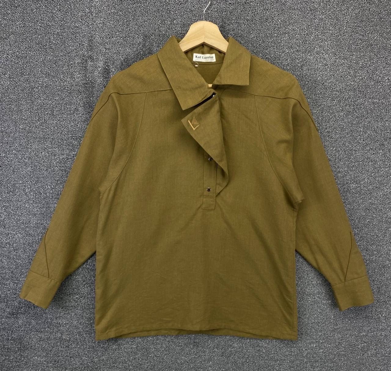 Karl Lagerfeld Vintage Karl Lagerfeld Army Green Blouse Size M / US 6-8 / IT 42-44 - 1 Thumbnail