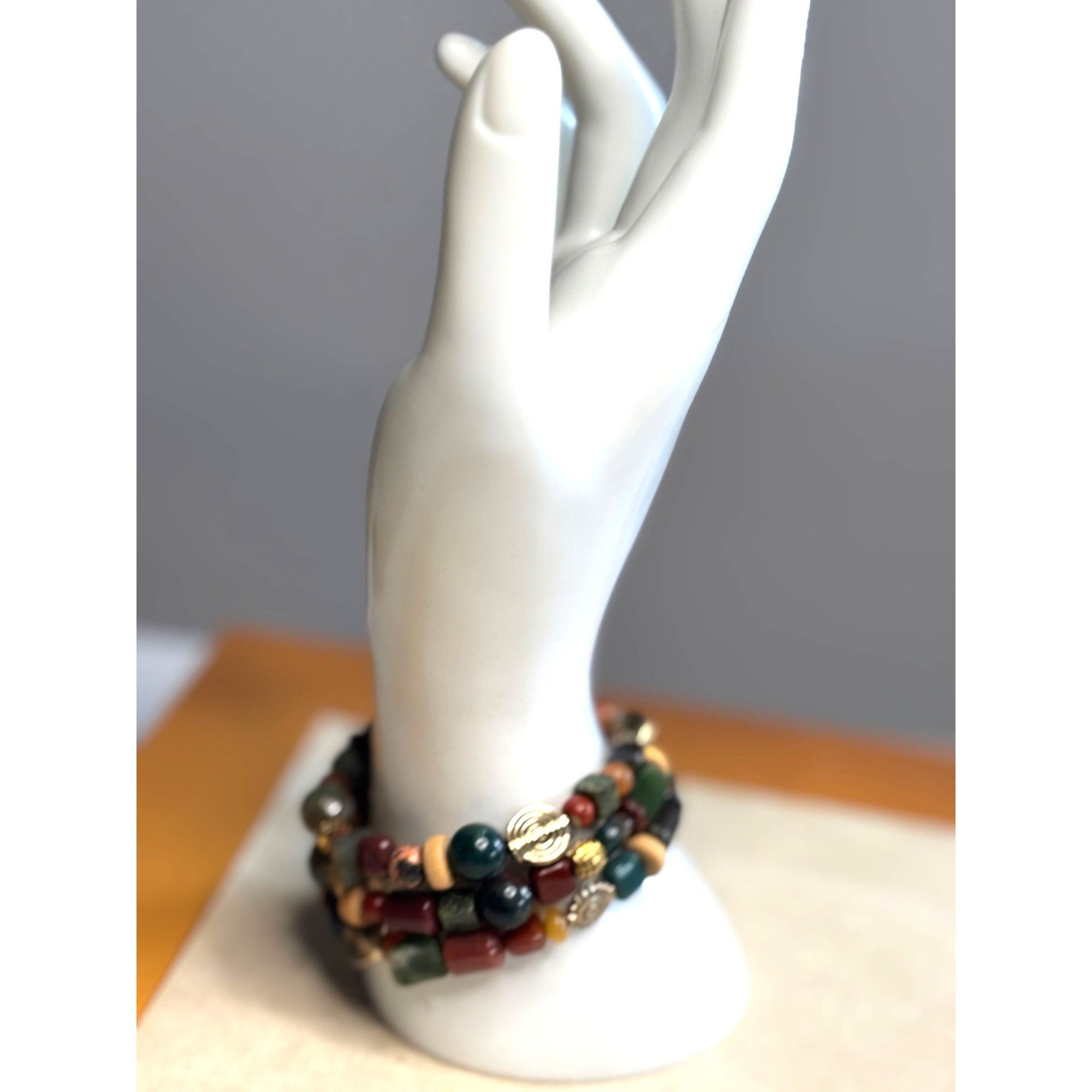 Other Chunky Multicolor Beaded Stretch Bracelets With Metal Accent Size ONE SIZE - 8 Thumbnail