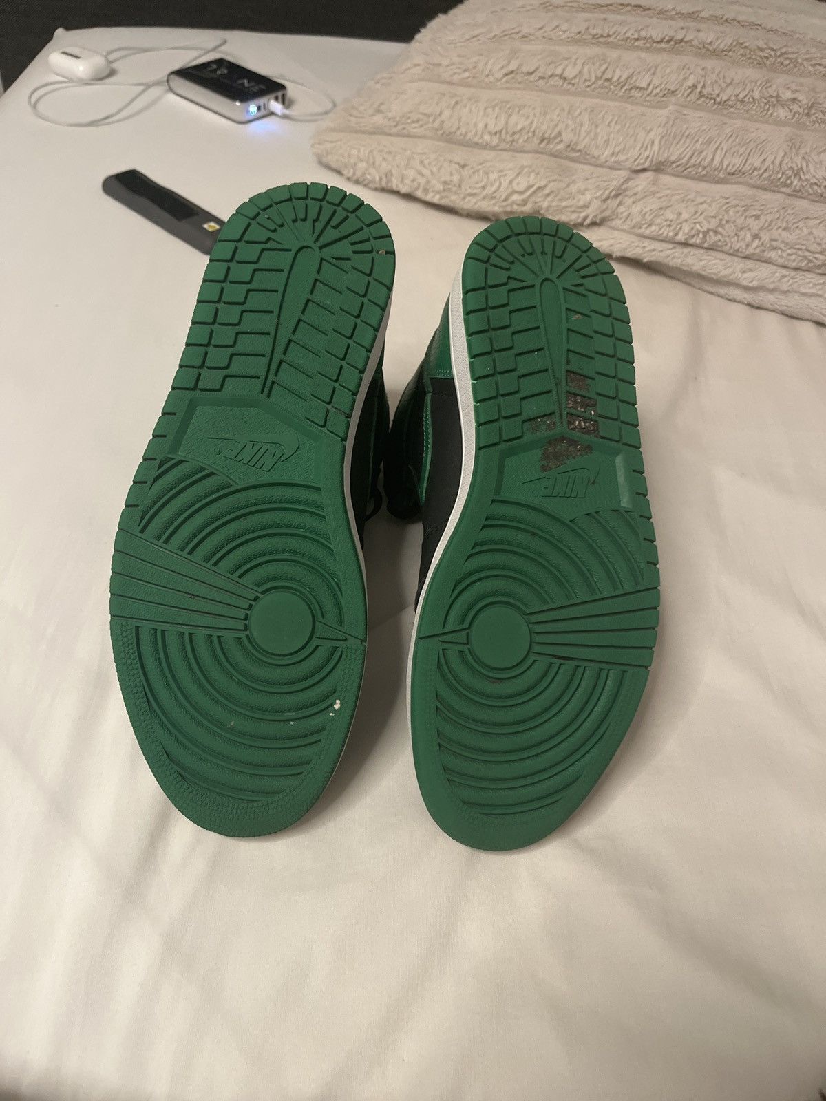Jordan Brand JORDAN 1 PINE GREEN MENS Size US 10 / EU 43 - 12 Thumbnail