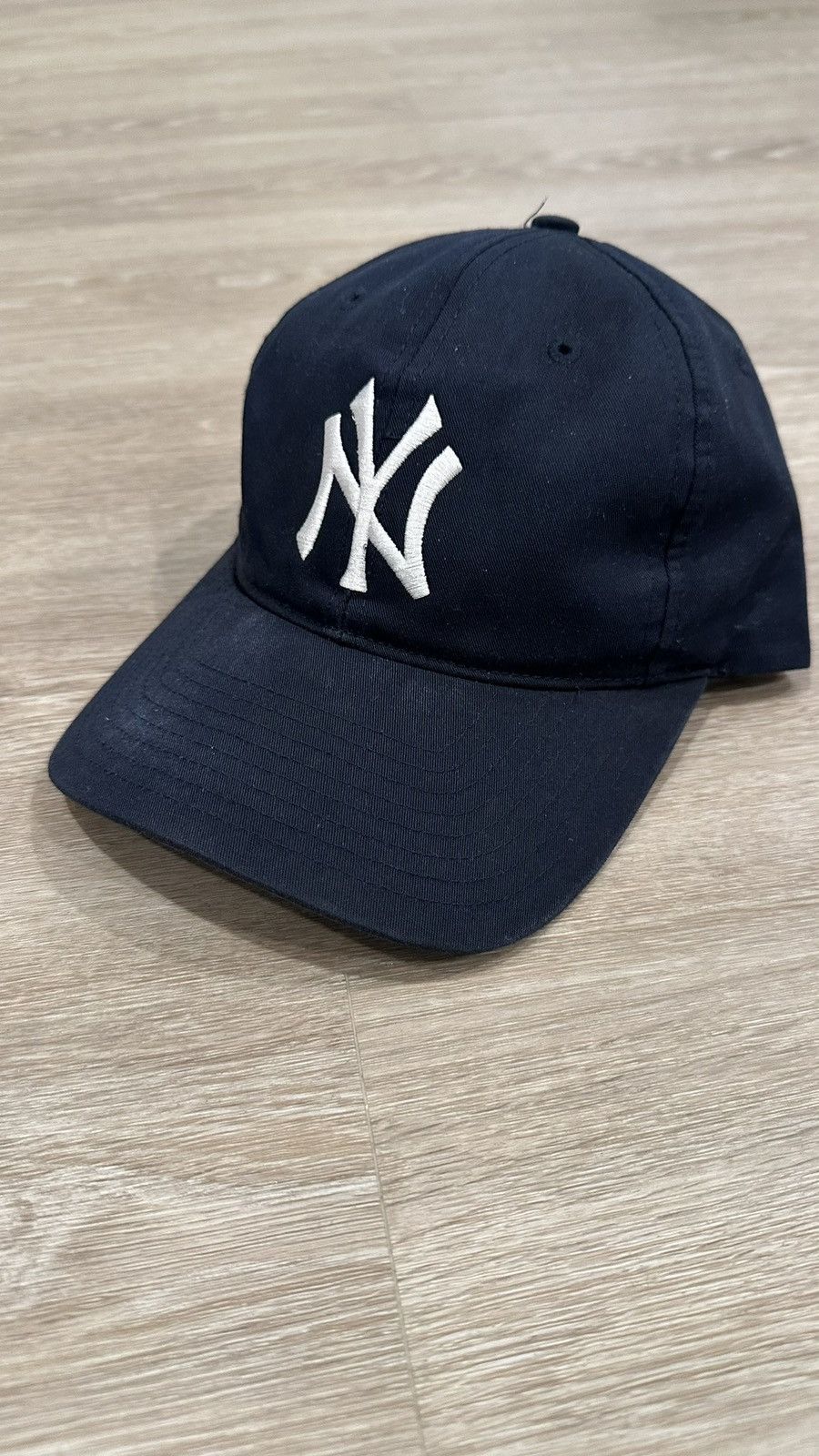 MLB 90's Vintage NY Yankees Snapack Size ONE SIZE - 1 Thumbnail