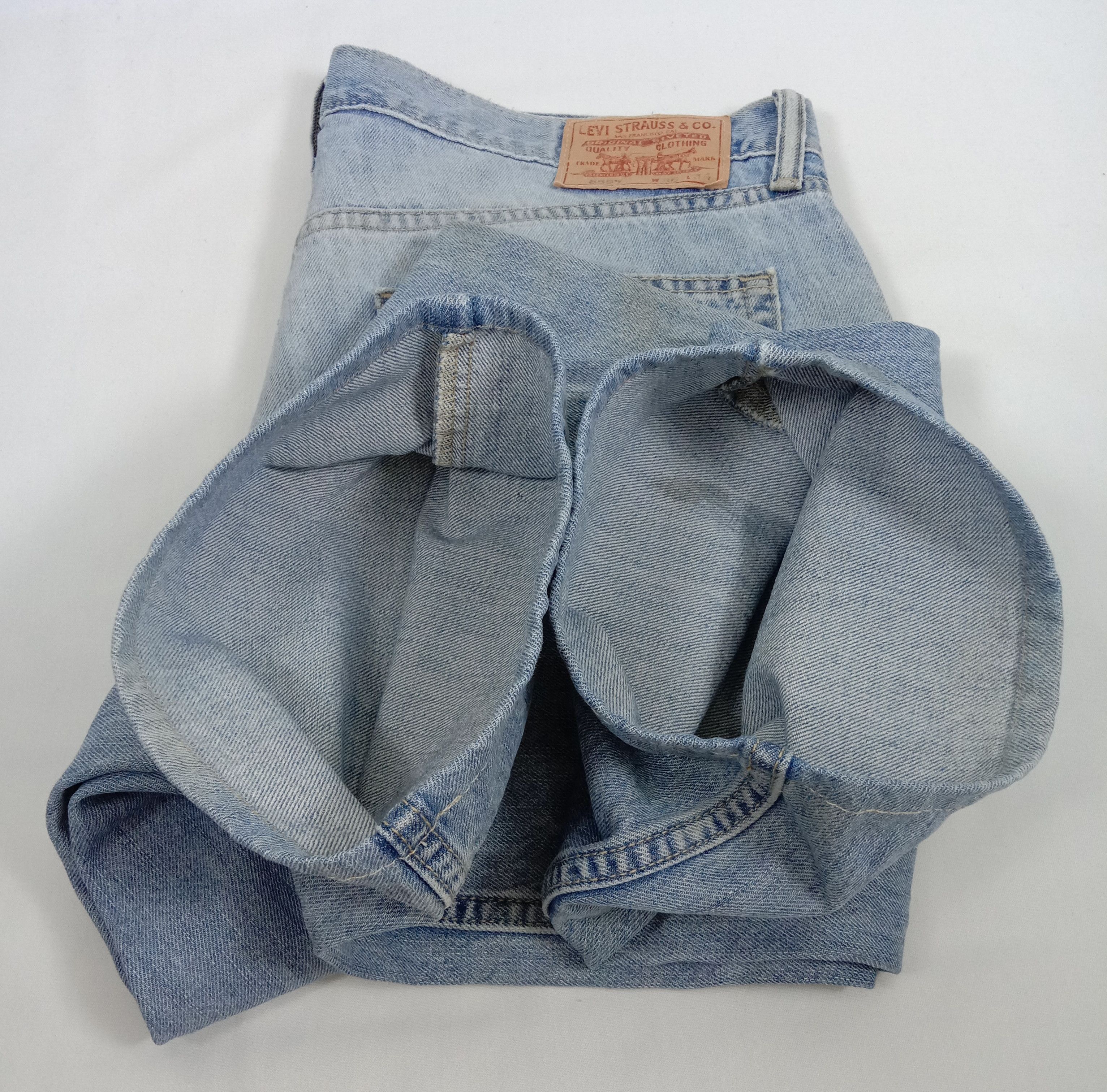 Levi's Vintage Levi’s 559 Jeans Light Wash Relaxed Straight Denim Size US 36 / EU 52 - 15 Thumbnail
