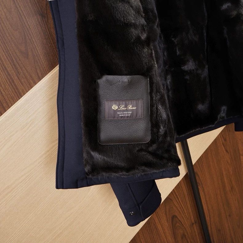 Loro Piana LORO PIANA A fur coat Size US L / EU 52-54 / 3 - 8 Thumbnail