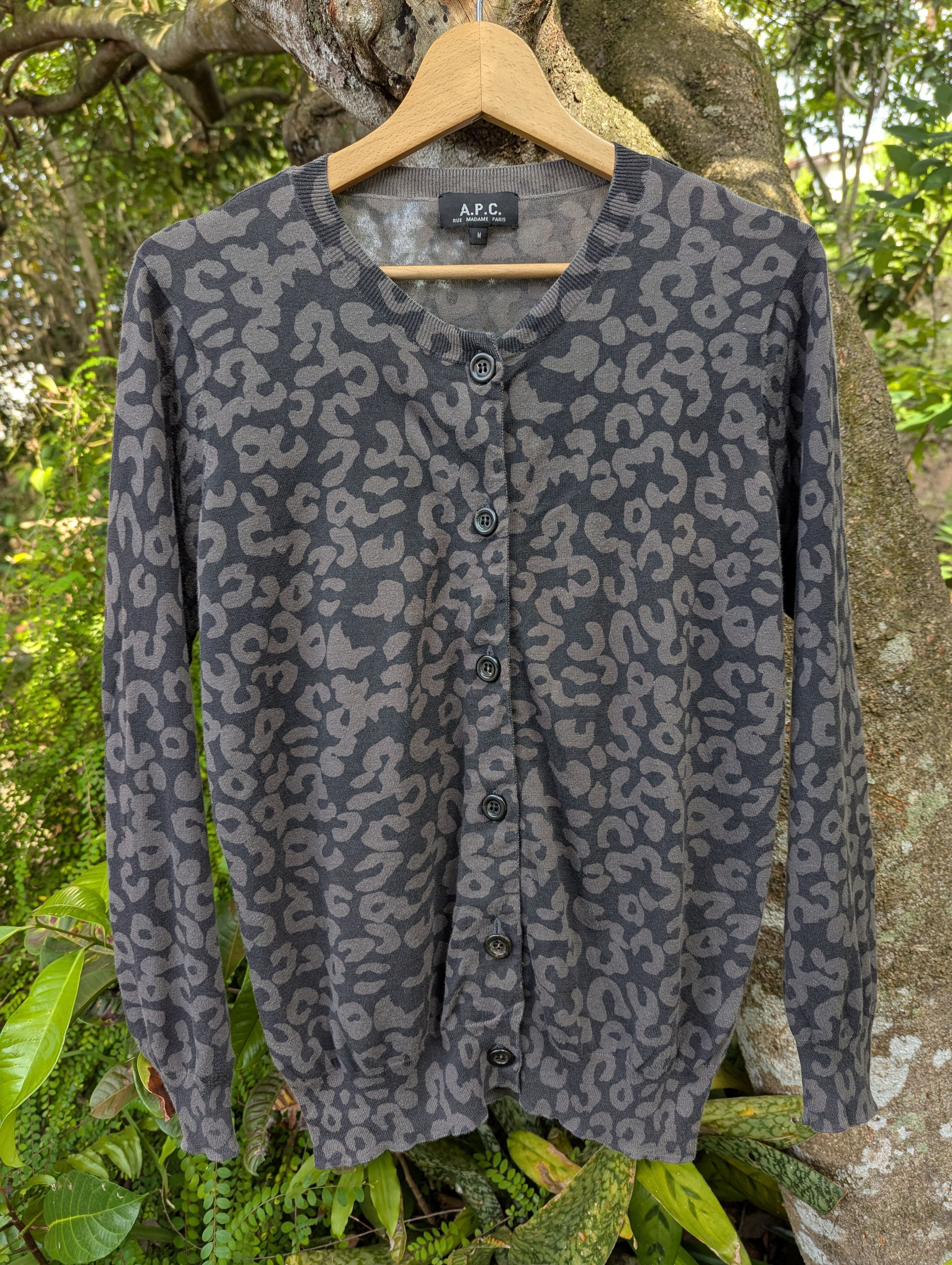 A.P.C. A.P.C Rue Madame Paris Cheetah Leapord Print Cardigan Size M / US 6-8 / IT 42-44 - 1 Thumbnail