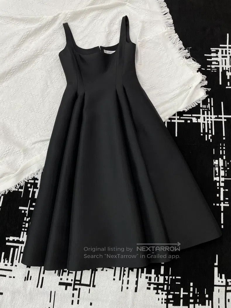 Dior Dior Black classic sleeveless dress Size XS / US 0-2 / IT 36-38 - 1 Thumbnail
