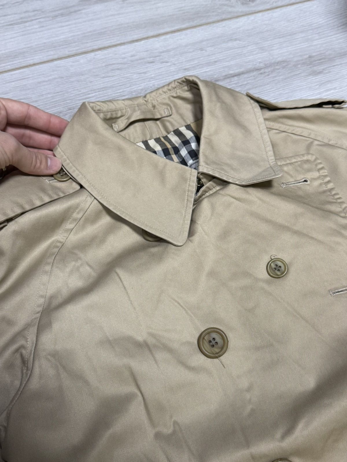 Burberry Burberry London unisexdouble breasted trench coat nova check Size US S / EU 44-46 / 1 - 14 Thumbnail