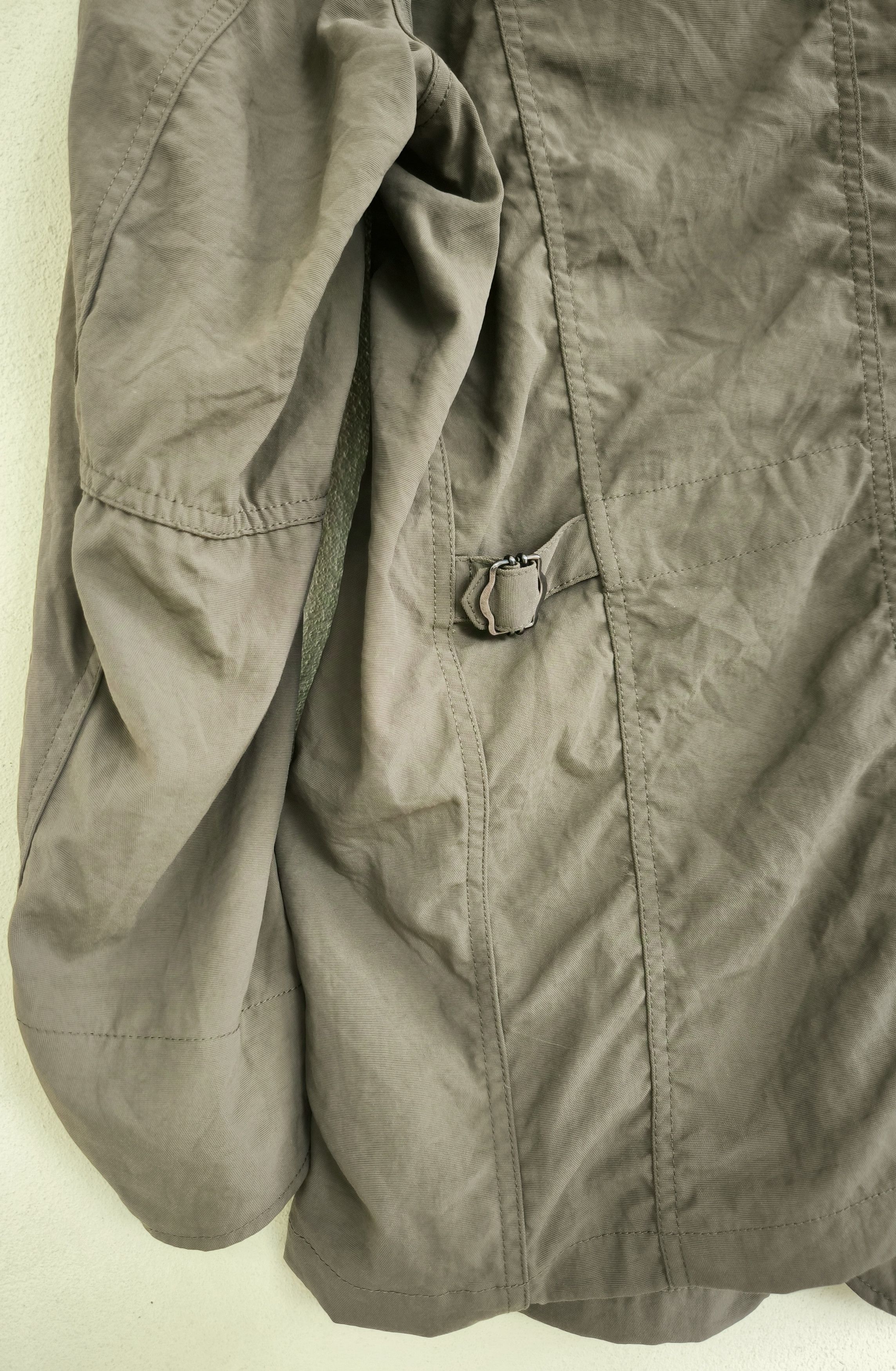 Uniqlo UNIQLO nylon button up jacket Size US M / EU 48-50 / 2 - 8 Thumbnail